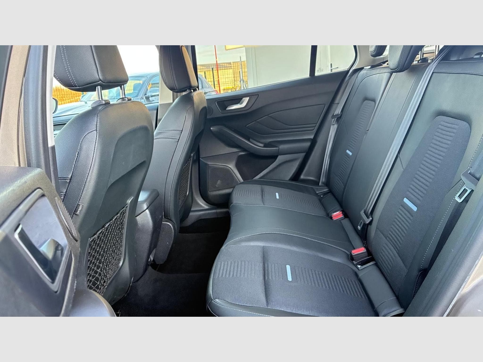 Ford Focus SW 1.5 EcoBoost 150ch Active BVA8 1ere Main 73Mkms (2019) - Photo 12