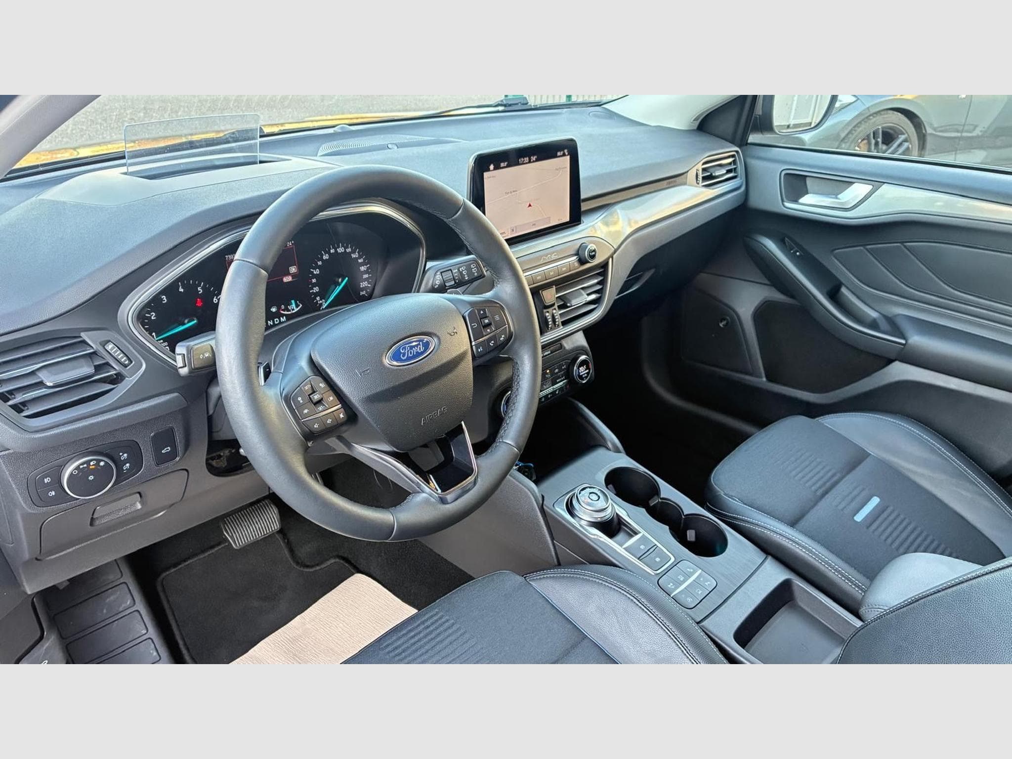Ford Focus SW 1.5 EcoBoost 150ch Active BVA8 1ere Main 73Mkms (2019) - Photo 8