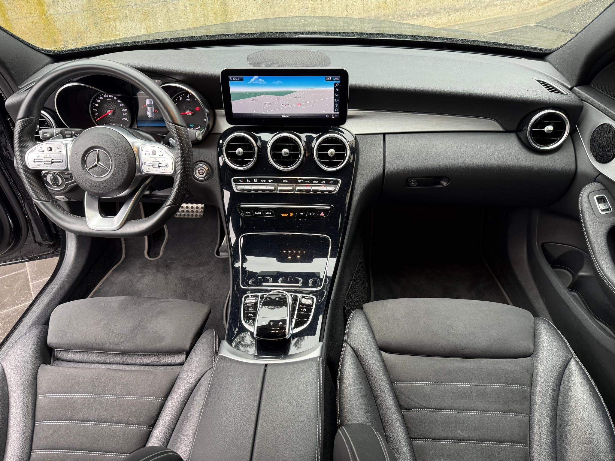 Mercedes C 200 4MATIC BREAK AMG-LINE 184 PS (2019) - Photo 6