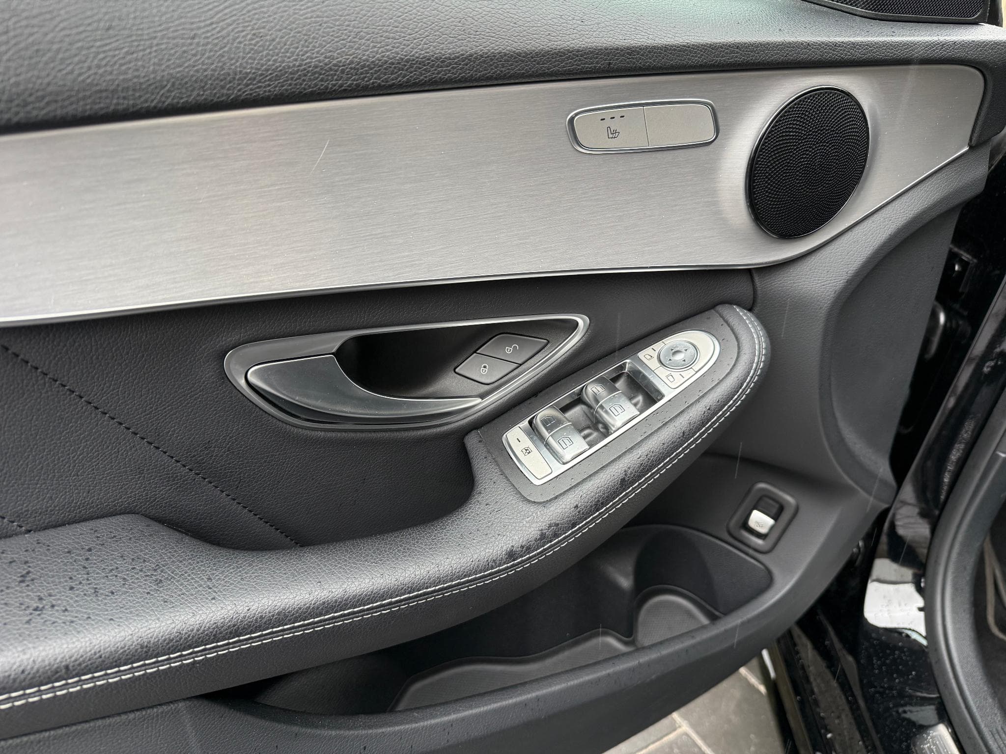 Mercedes C 200 4MATIC BREAK AMG-LINE 184 PS (2019) - Photo 9