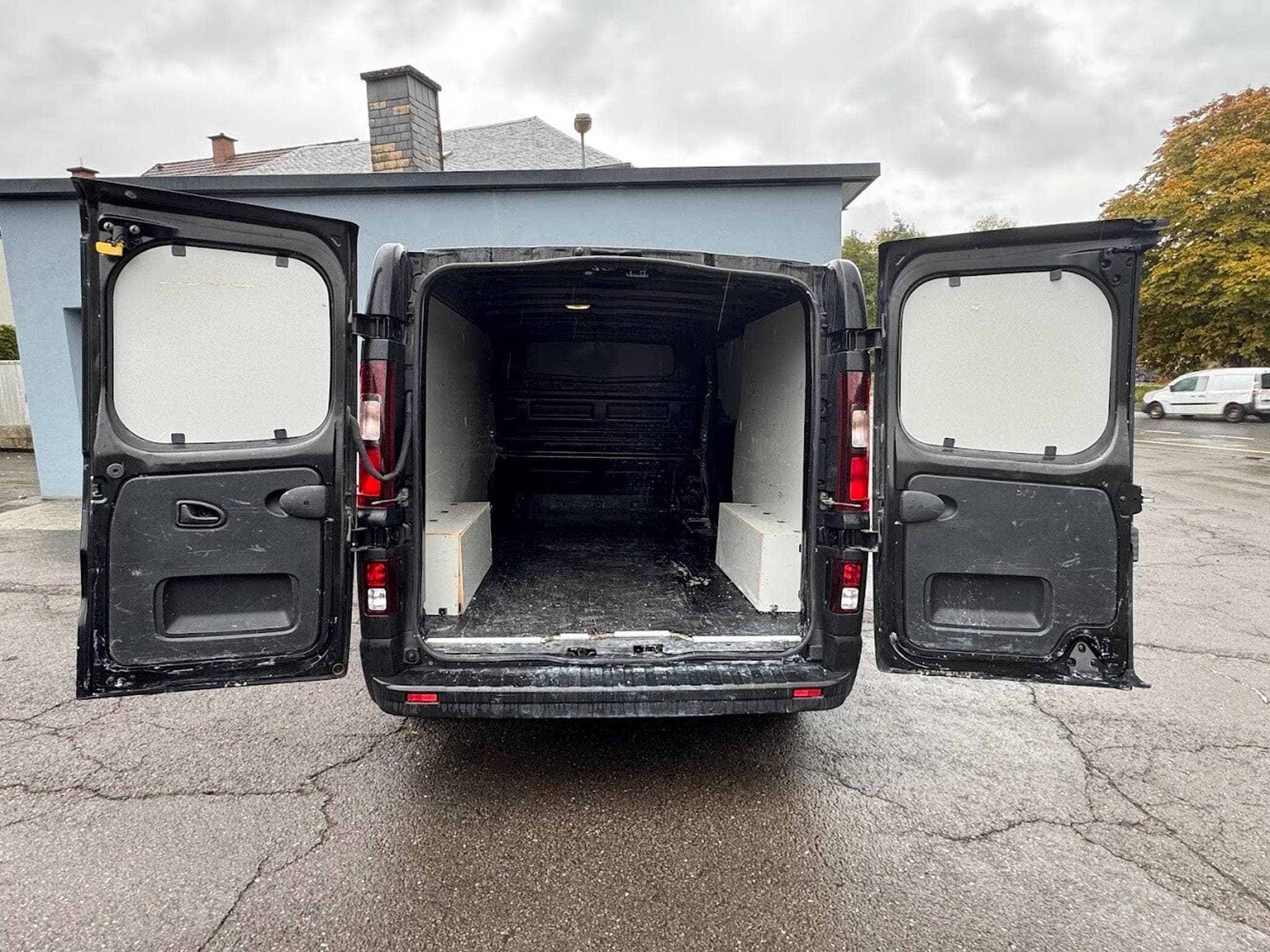 Renault Trafic 2.0 DCI 130 CV L2H1 GRAND COMFORT 1 ERE MAIN CARNET APPELCAR (2022) - Photo 9