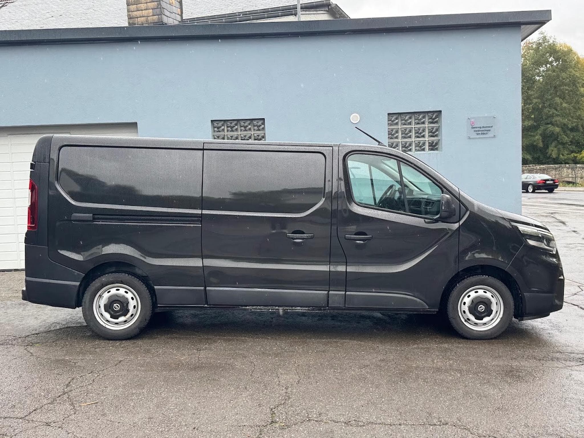 Renault Trafic 2.0 DCI 130 CV L2H1 GRAND COMFORT 1 ERE MAIN CARNET APPELCAR (2022) - Photo 10