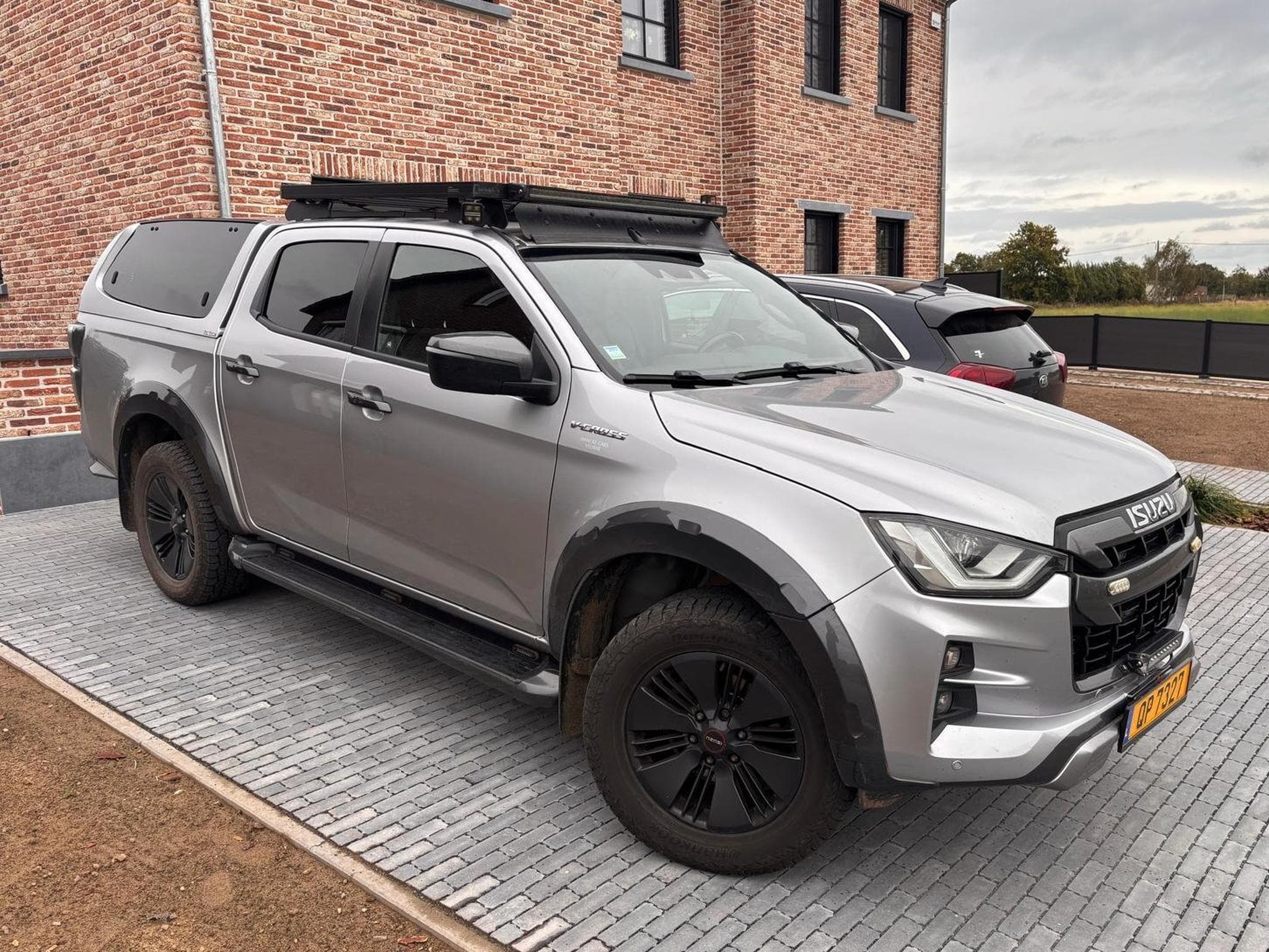 Isuzu D-Max V-Cross (2021) - Photo 7