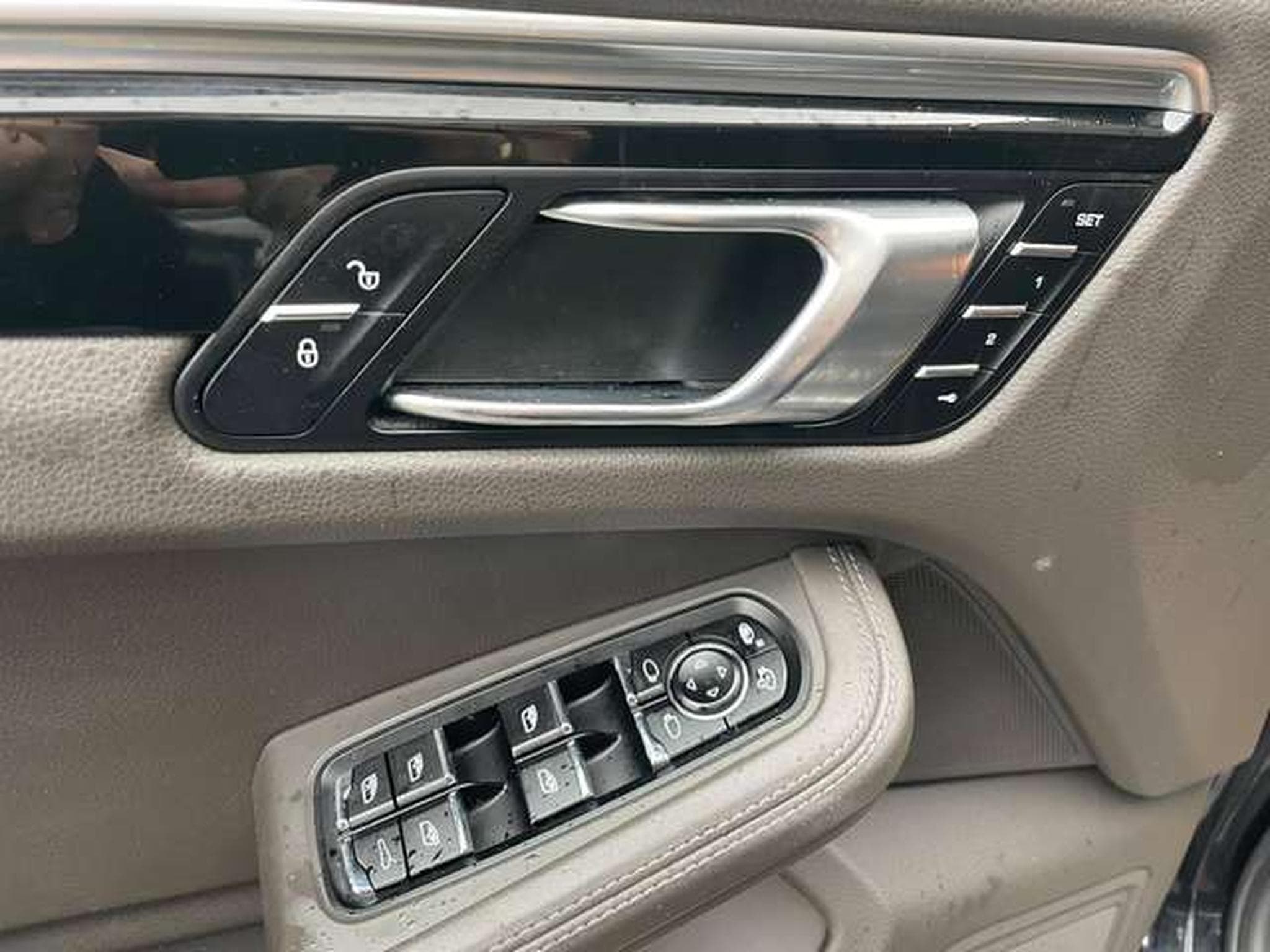 Porsche Macan Macan S PDK - V6 - 340 Ch - SERVICES FULL (2017) - Foto 9