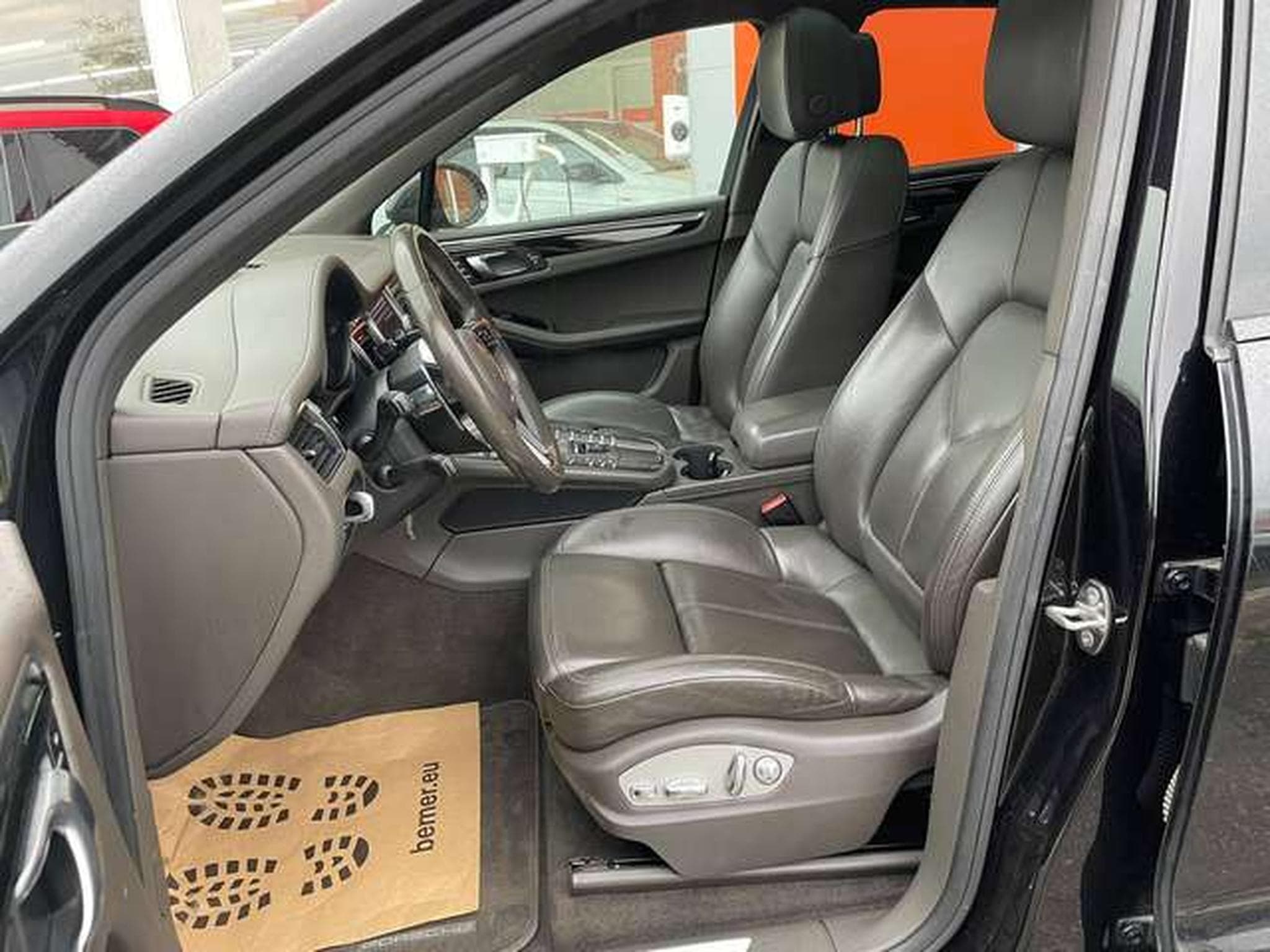 Porsche Macan Macan S PDK - V6 - 340 Ch - SERVICES FULL (2017) - Foto 11