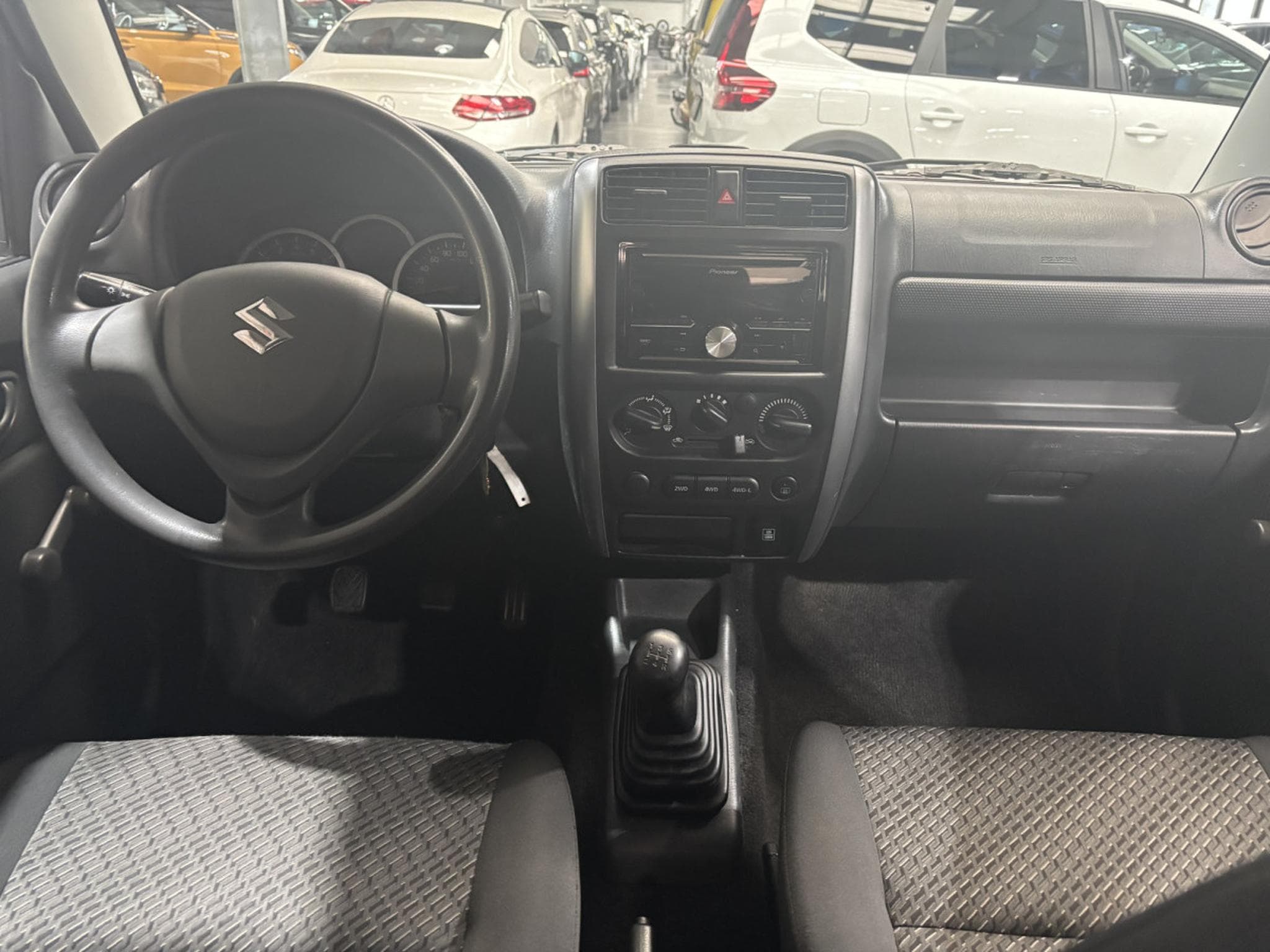 Suzuki Jimny 1.3 JL (2018) - Foto 10