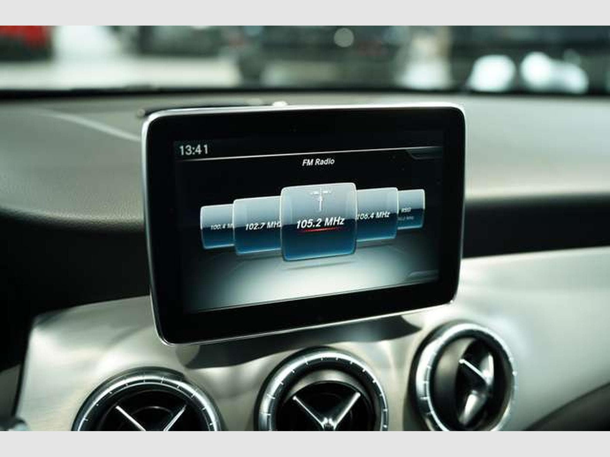 Mercedes CLA 220 d AMG Line *Pano *H&K (2016) - Photo 32