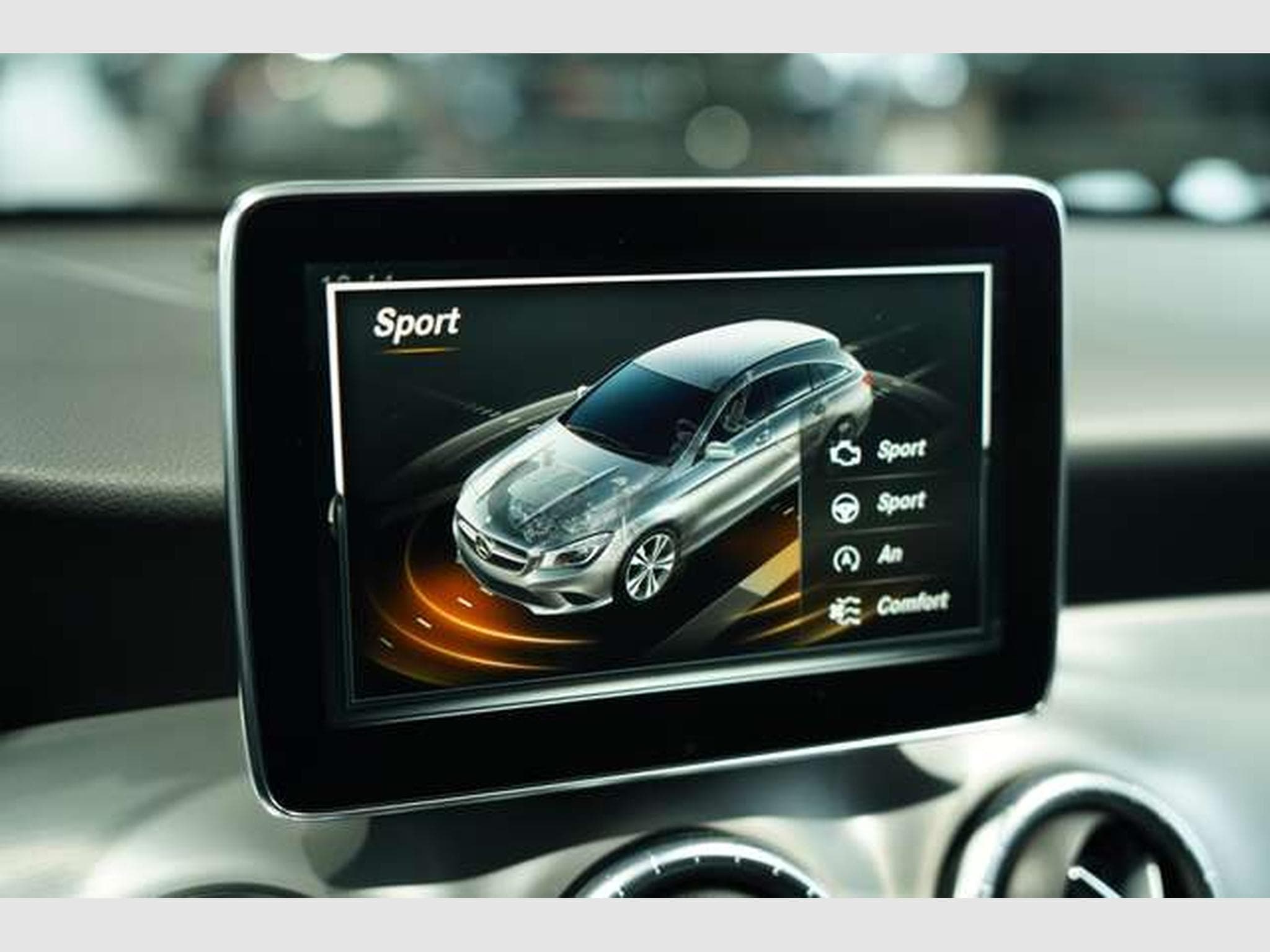 Mercedes CLA 220 d AMG Line *Pano *H&K (2016) - Photo 34