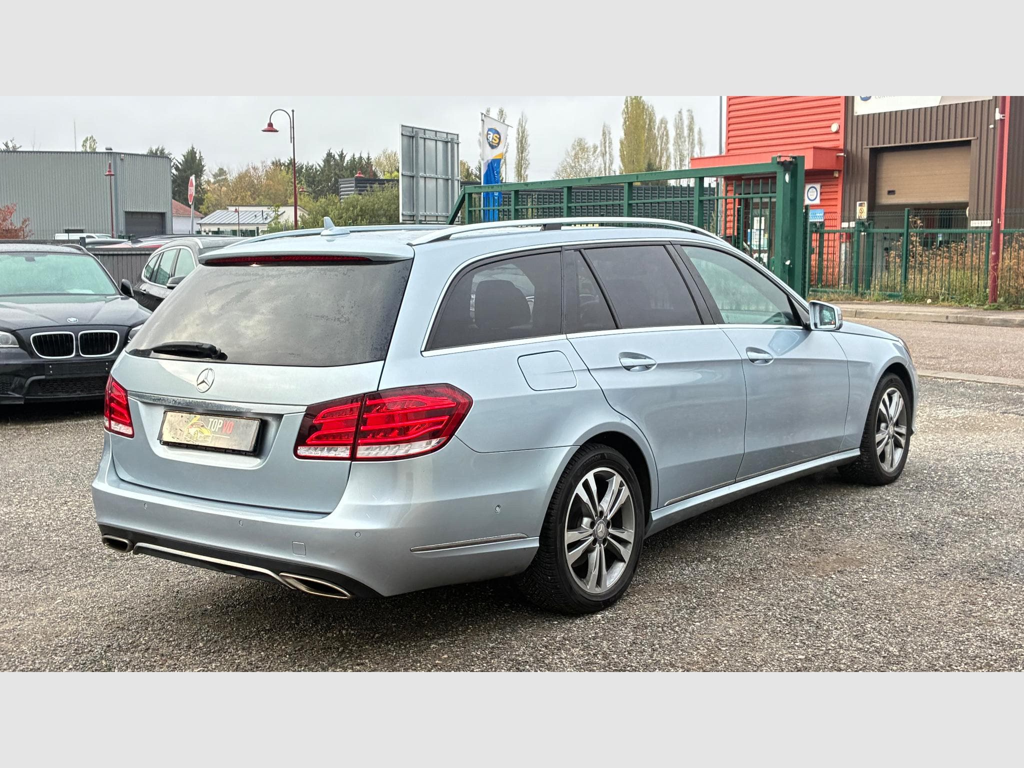 Mercedes Classe E 220d BlueTEC 170 Ch Executive 9G-Tronic (2015) - Photo 5