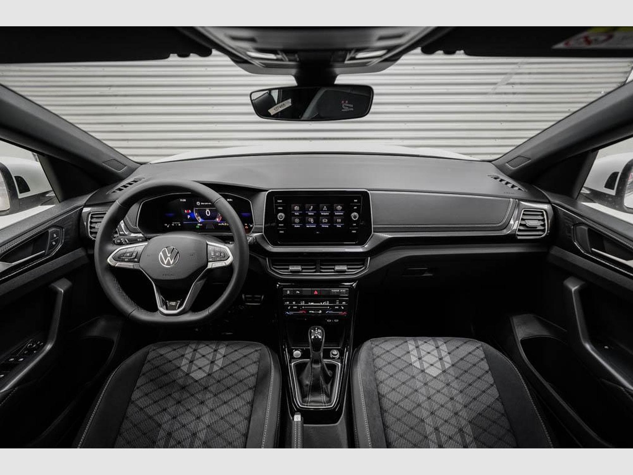 VW T-Cross 1,5 TSI DSG (2026) - Photo 6
