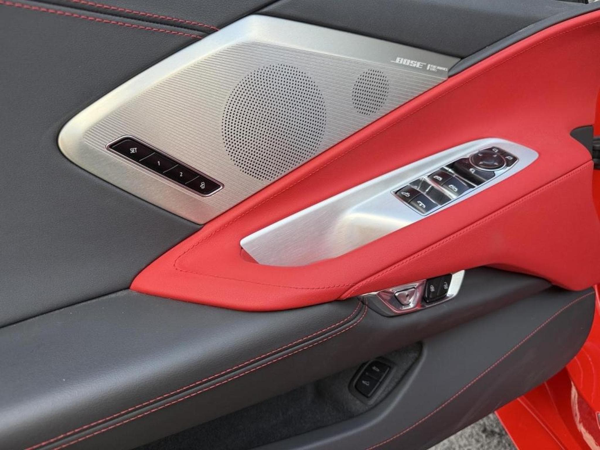 Chevrolet Corvette C8 STINGRAY Cabriolet 2LT (2023) - Foto 13