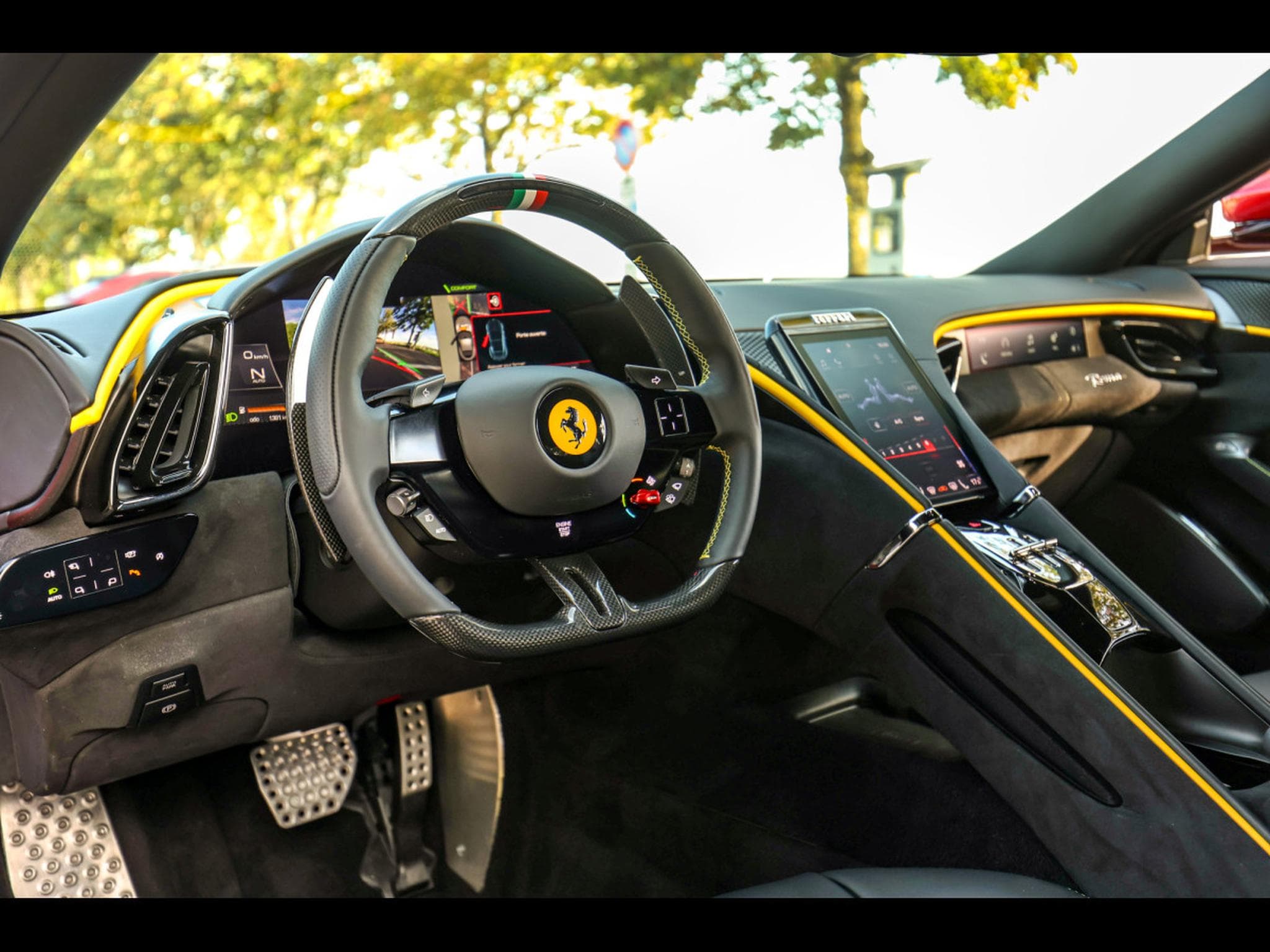 Ferrari Roma COUPE 3.9 V8 620 - ROSSO FIORANO - PPF - FERRARI WARRANTY 06 (2023) - Photo 12