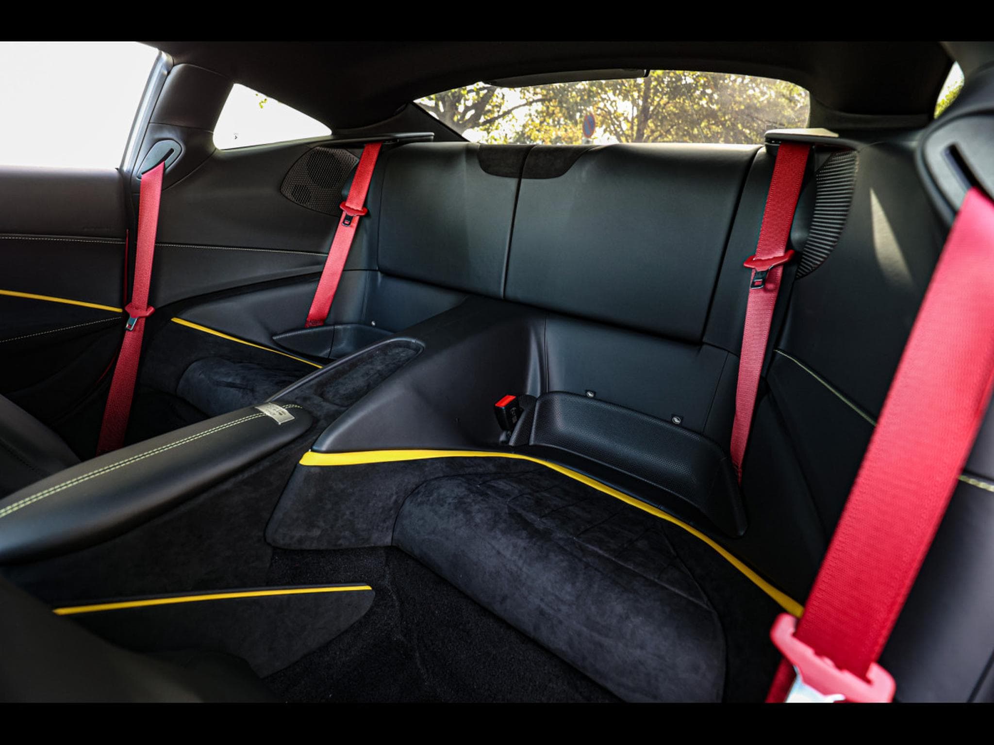 Ferrari Roma COUPE 3.9 V8 620 - ROSSO FIORANO - PPF - FERRARI WARRANTY 06 (2023) - Photo 15