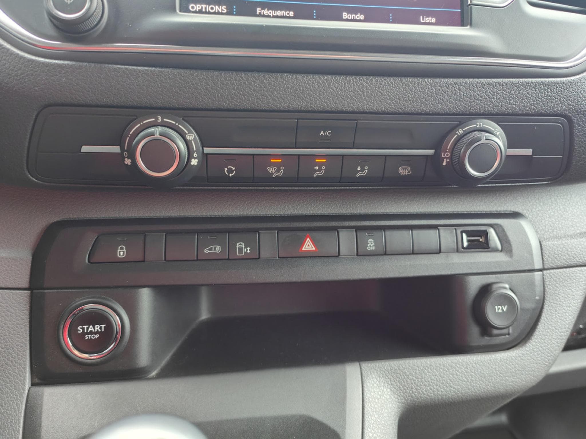 Peugeot Expert 2.0 HDI L1H1 3PLACES CARPLAY ANDROIDAUTO BLUETOOTH GPS PORTE (2017) - Photo 13