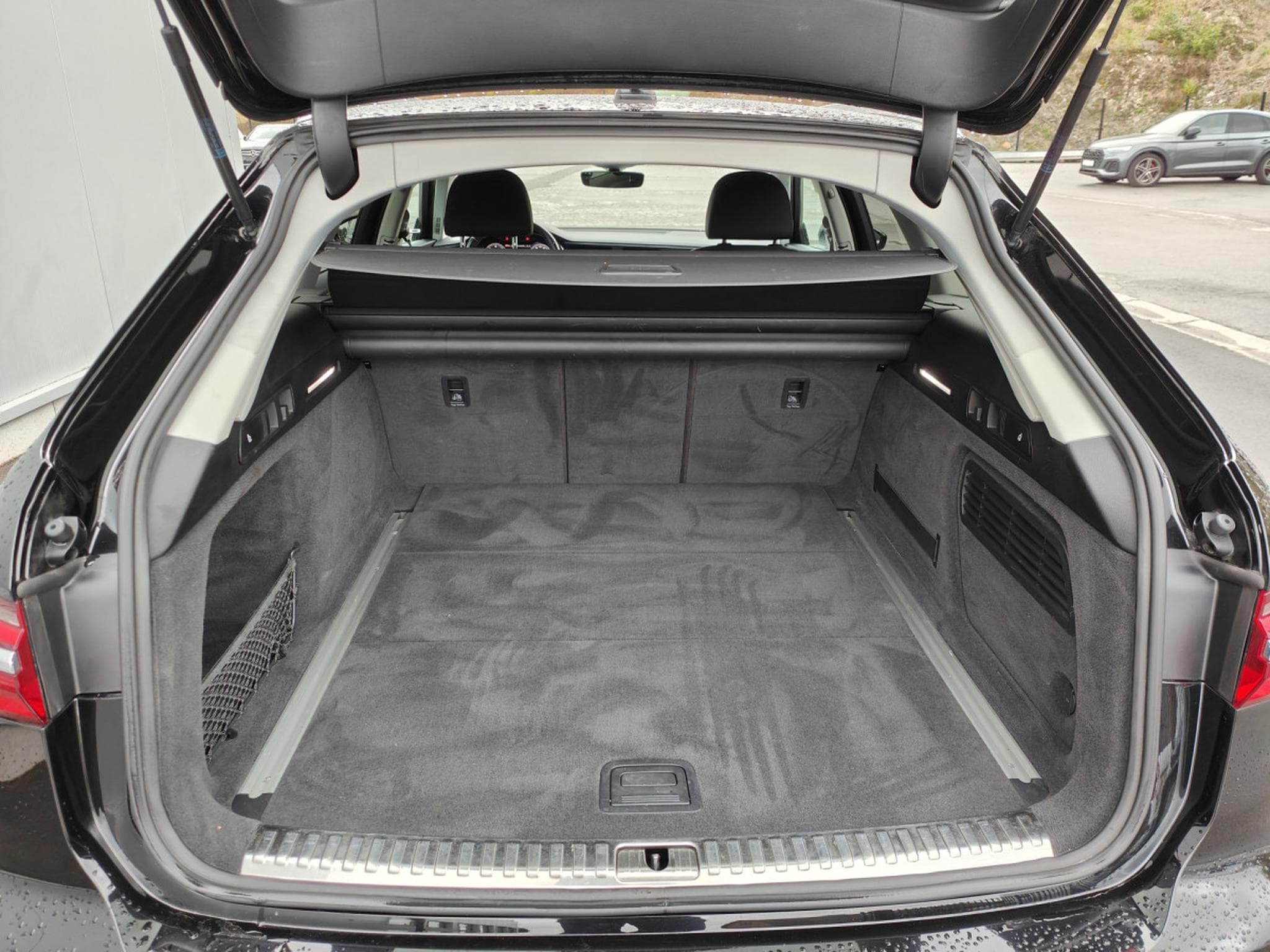 Audi A6 2.0 TDi S-TRONIC QUATTRO CARPLAY GPS SIEGES CHAUFF/VENTIL (2019) - Photo 10