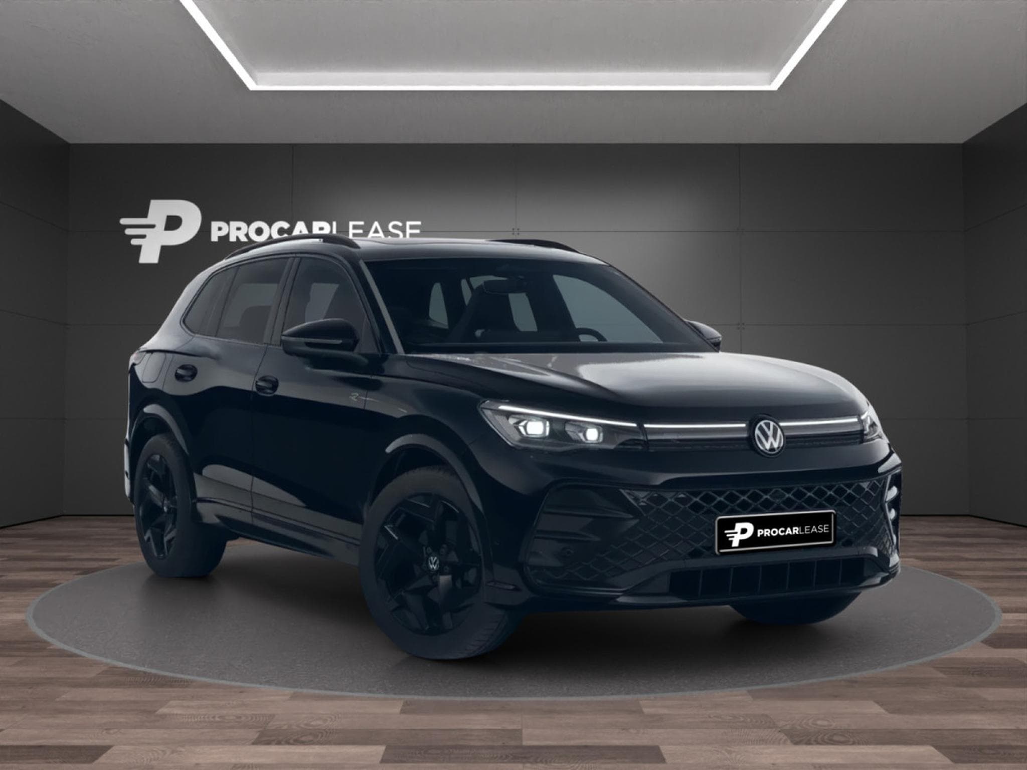 VW Tiguan Tiguan 1.5 eTSI 150CV /DSG/ R-Line/ AHK/Pano/360°/HUD/Matrix (2026) - Photo 1