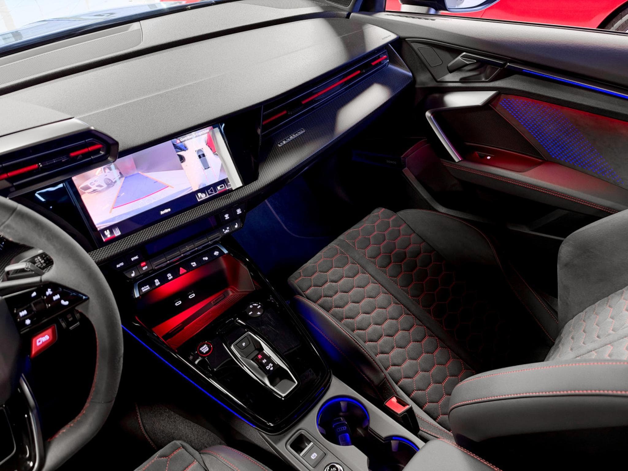 Audi RS3 Sportback / Carbon Seats / 360 / Sonos / Matrix (2026) - Photo 12