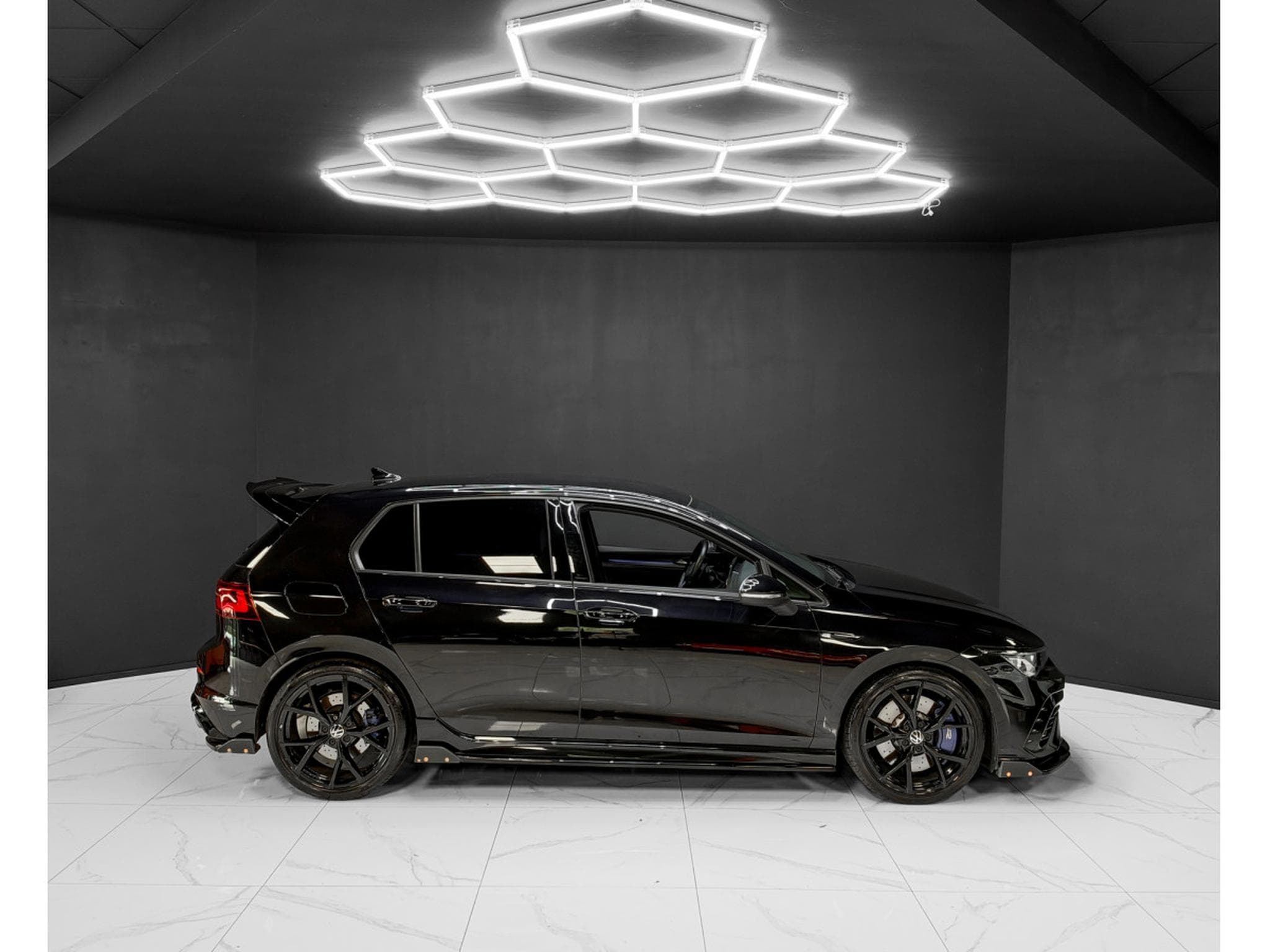 VW Golf R 2.0 TSI R DSG 4Motion Akrapovic Maxton (2022) - Photo 6