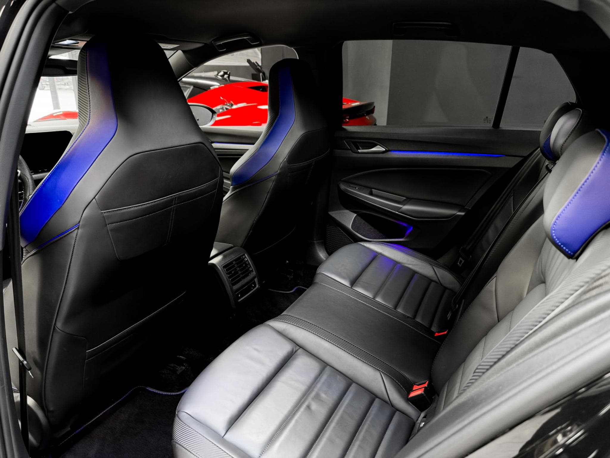 VW Golf R 2.0 TSI R DSG 4Motion Akrapovic Maxton (2022) - Photo 15