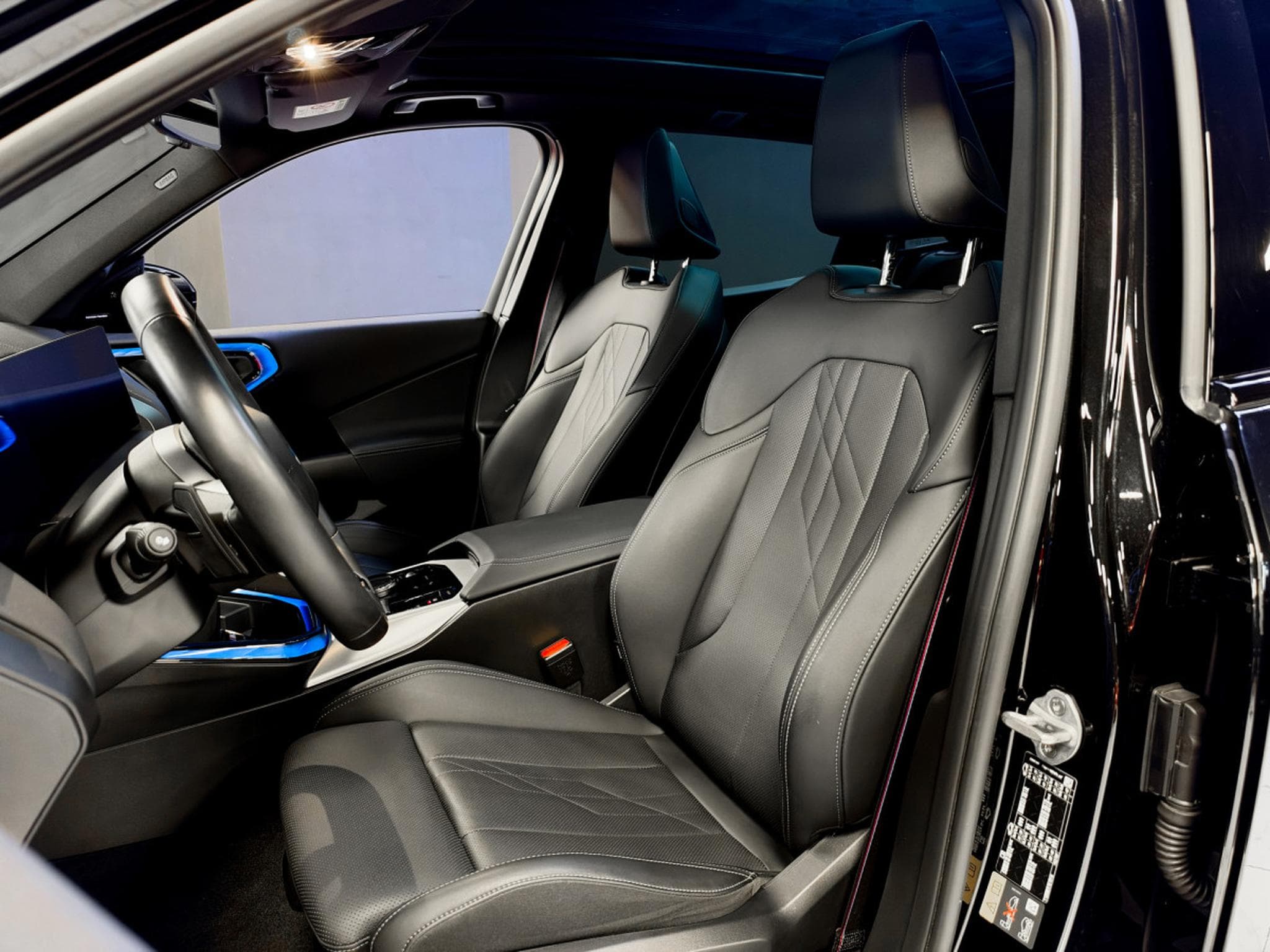 BMW X3 30e M Sport xDrive (2025) - Photo 13