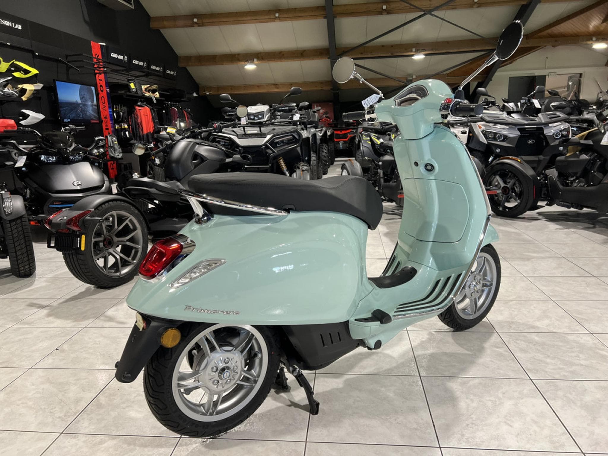 Vespa Elettrica 45 Km/h (2024) - Foto 3