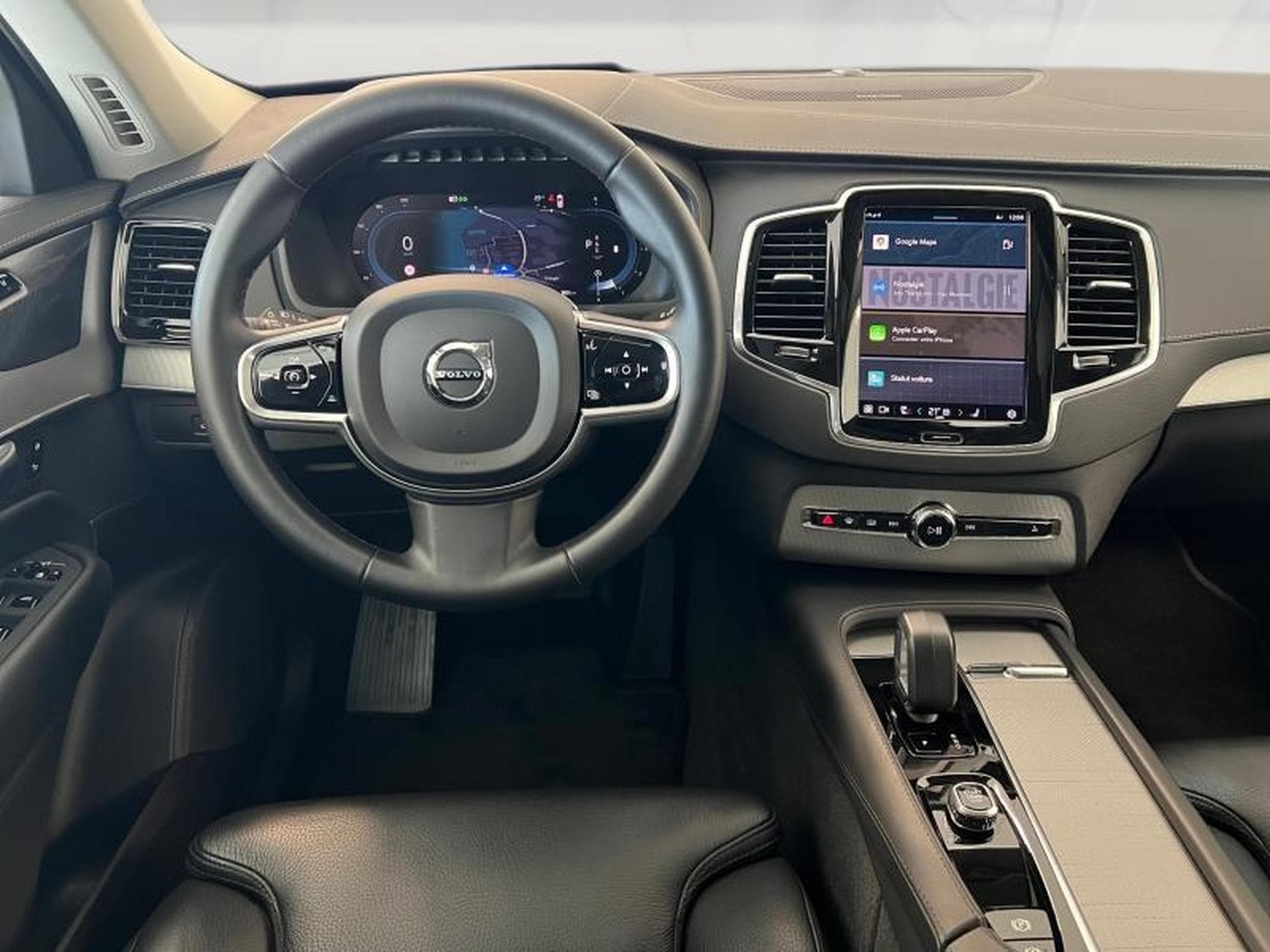 Volvo XC90 Plus Dark (2023) - Photo 13