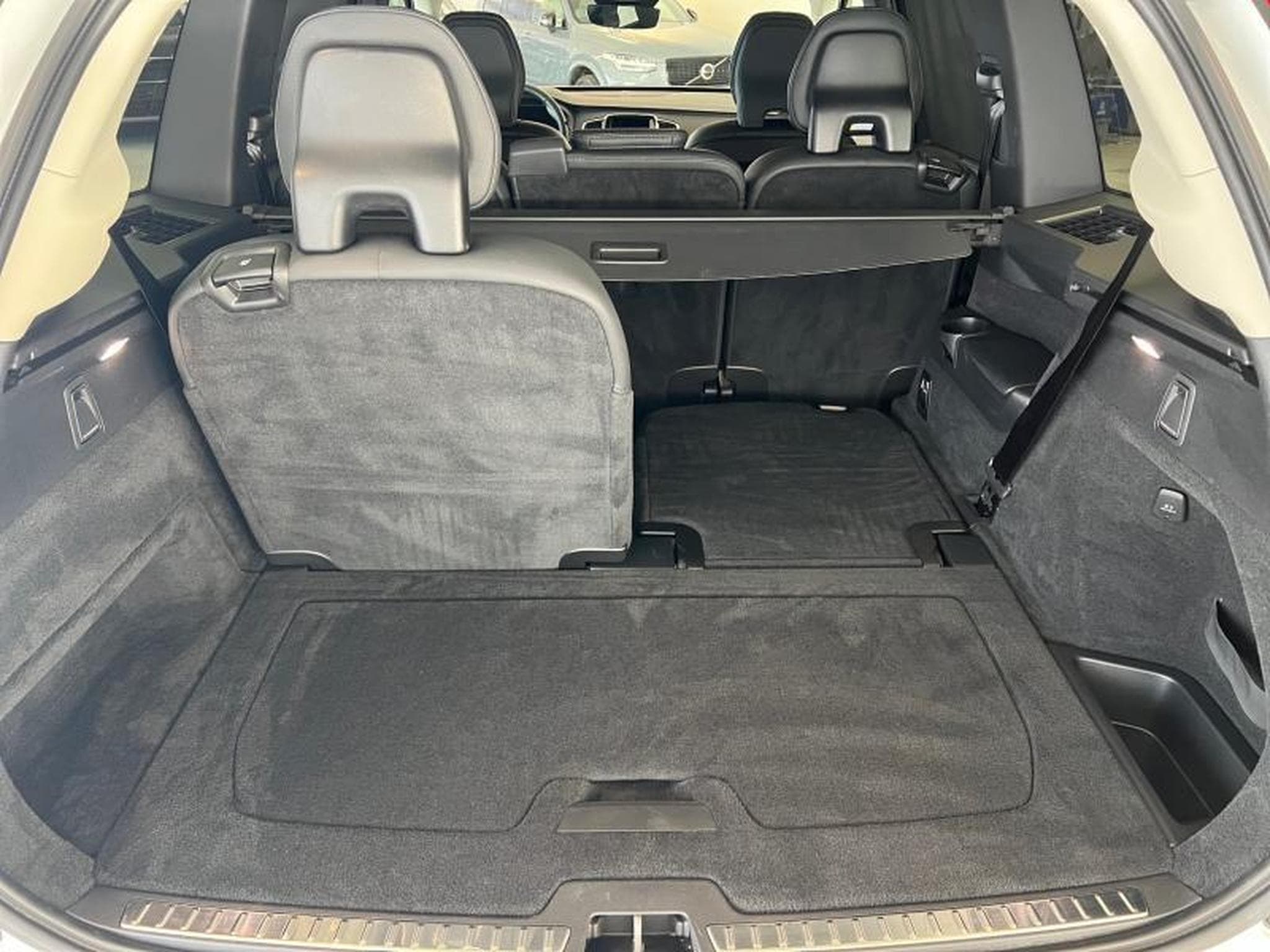 Volvo XC90 Plus Dark (2023) - Photo 20