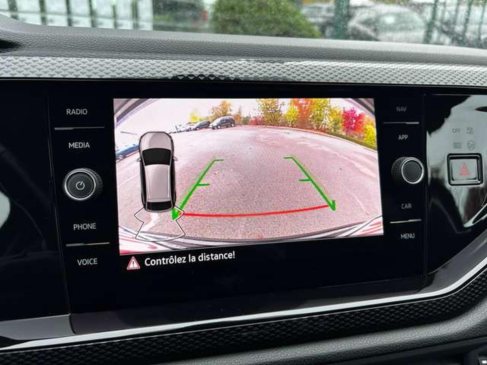 VW Taigo 1.0 TSI ESSENCE LIFE DSG7 (2024) - Photo 12