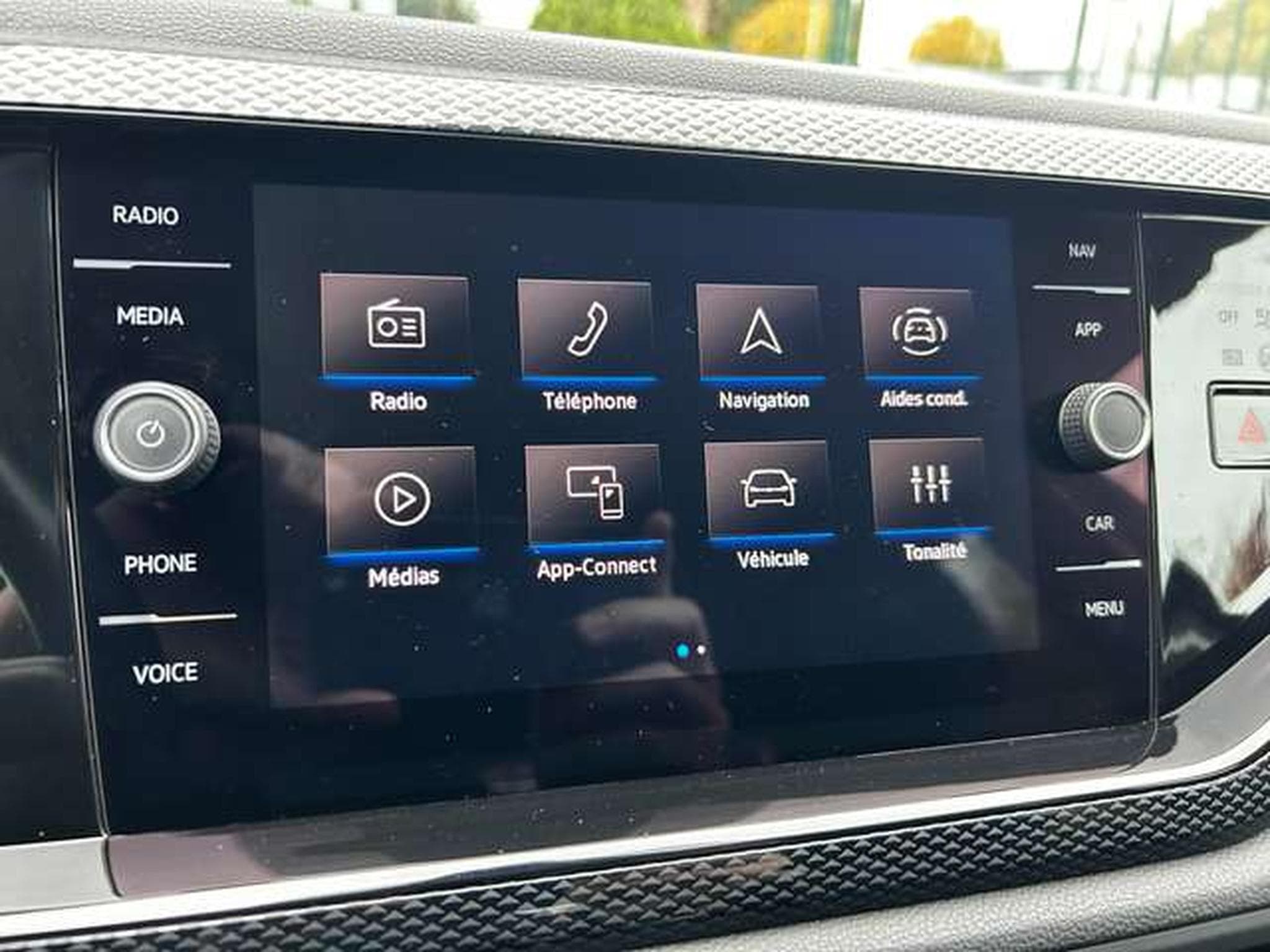 VW Taigo 1.0 TSI ESSENCE LIFE DSG7 (2024) - Photo 8