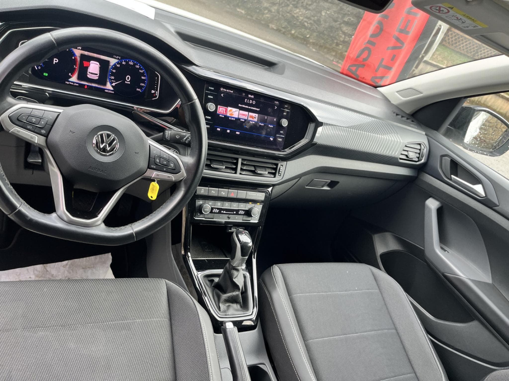 VW T-Cross 1.0 essence 116 DSG (2020) - Photo 8