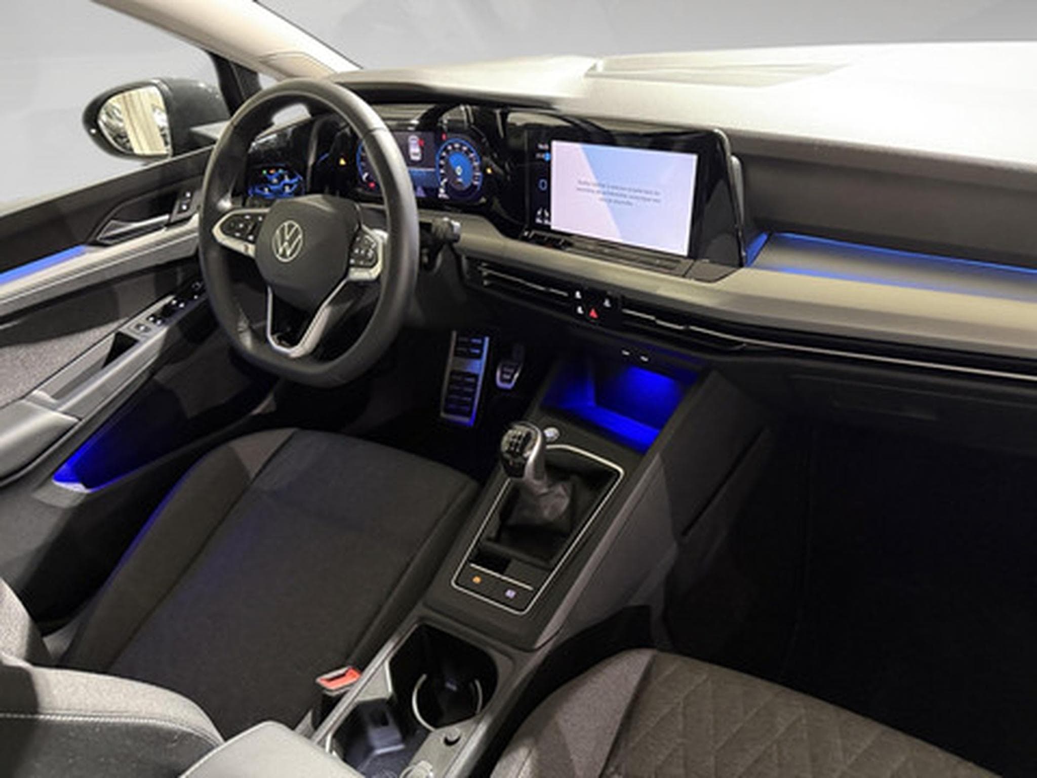 VW Golf VIII 1.0 TSI 81kW Life Move (2024) - Photo 7