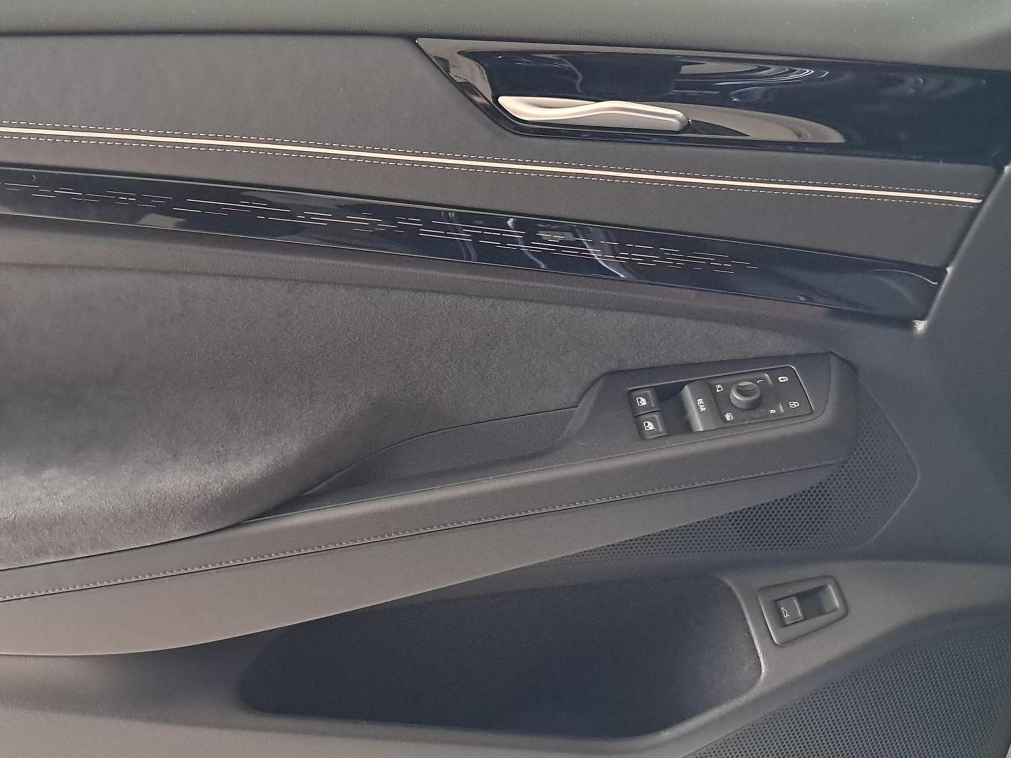 VW ID.7 Tourer Pro S (2026) - Foto 12