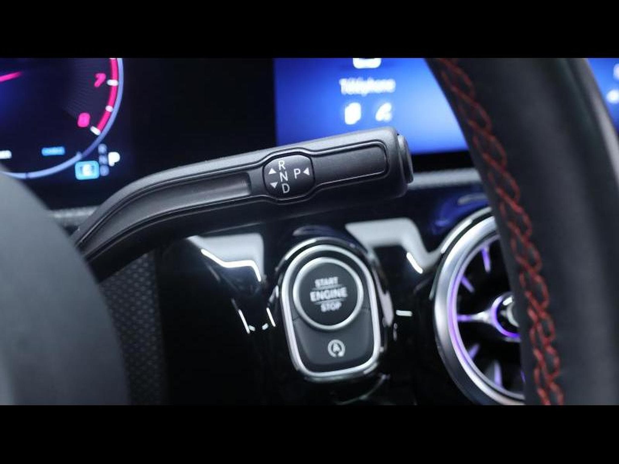 Mercedes A 180 7G-DCT AMG Line (2024) - Photo 26