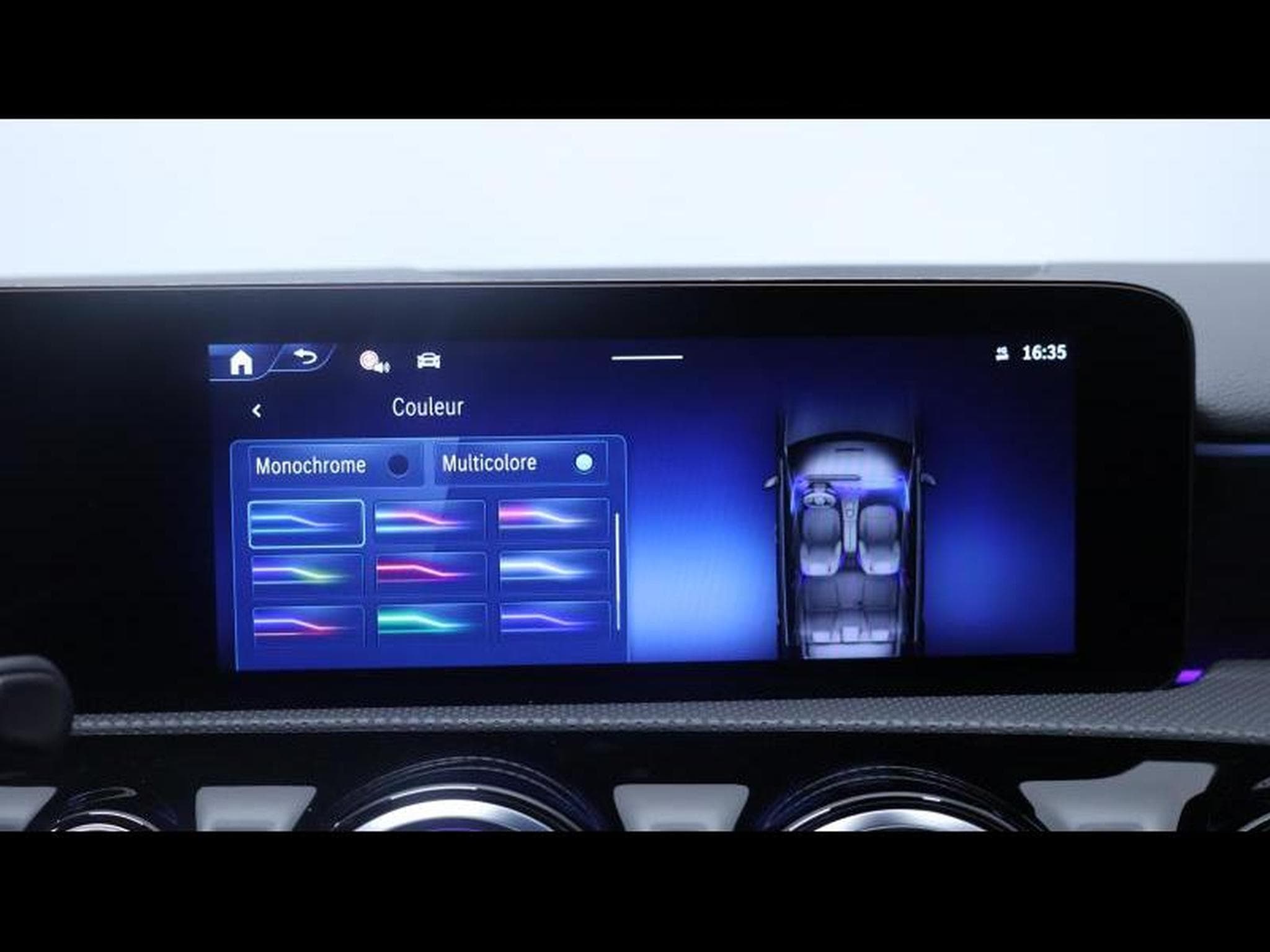 Mercedes A 180 7G-DCT AMG Line (2024) - Photo 30