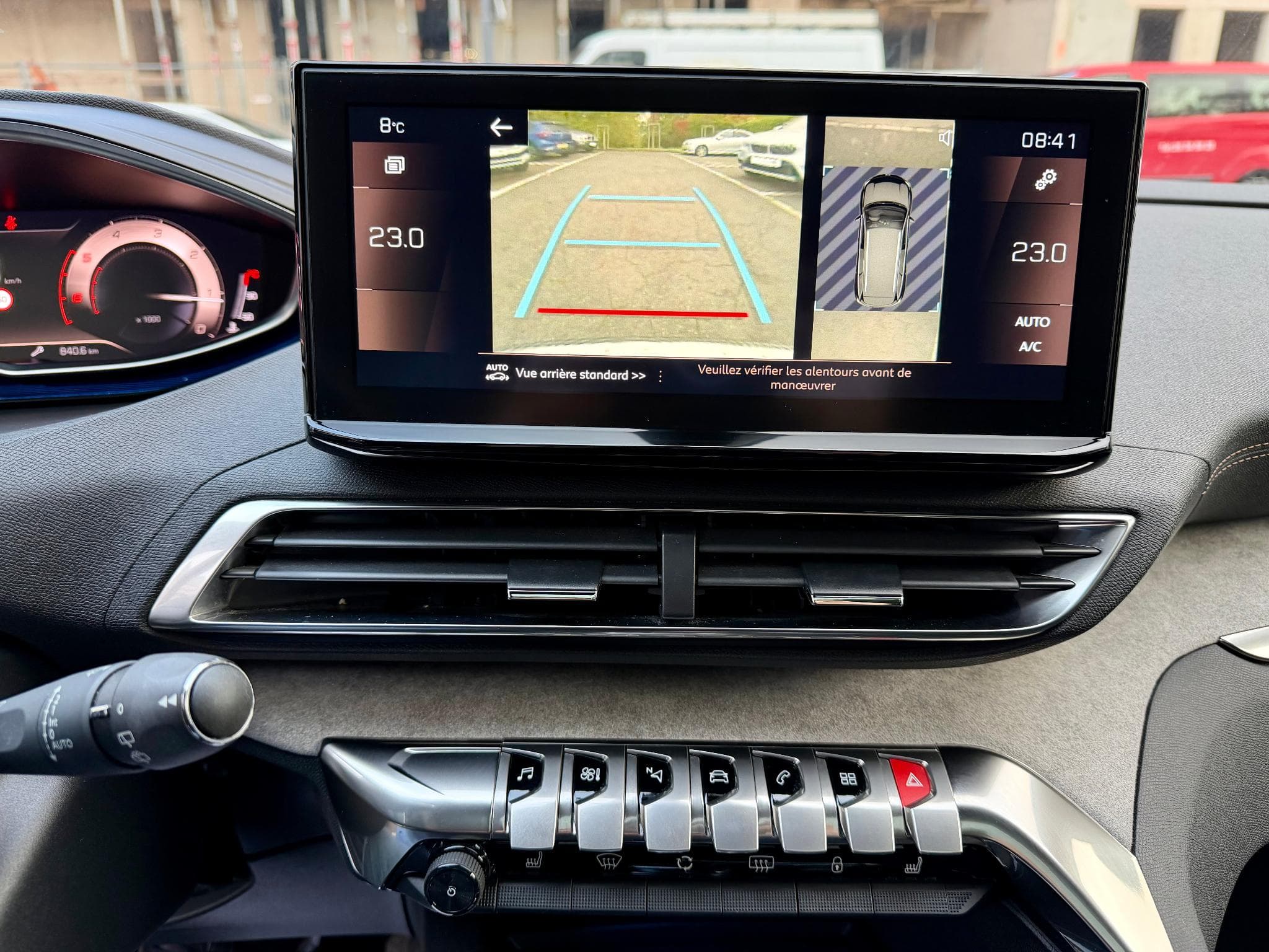 Peugeot 5008 2.0 BlueHDi 177 EAT8 Pack GT 7 pl Pano/Keyless/Cam (2021) - Photo 13