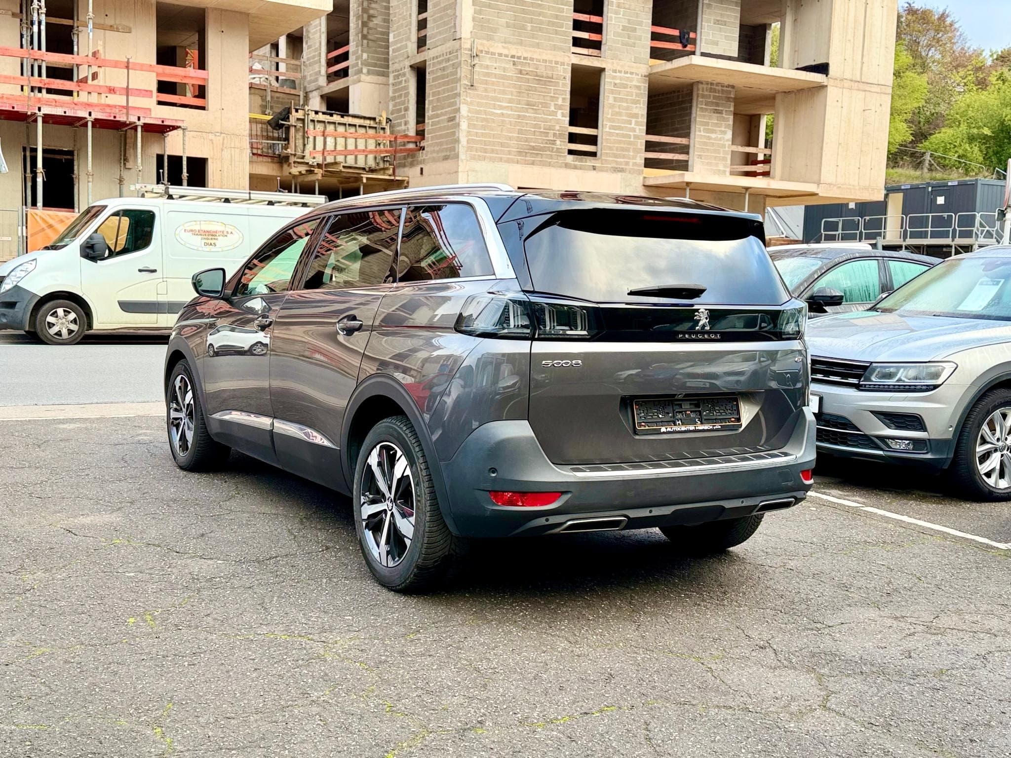 Peugeot 5008 2.0 BlueHDi 177 EAT8 Pack GT 7 pl Pano/Keyless/Cam (2021) - Photo 4