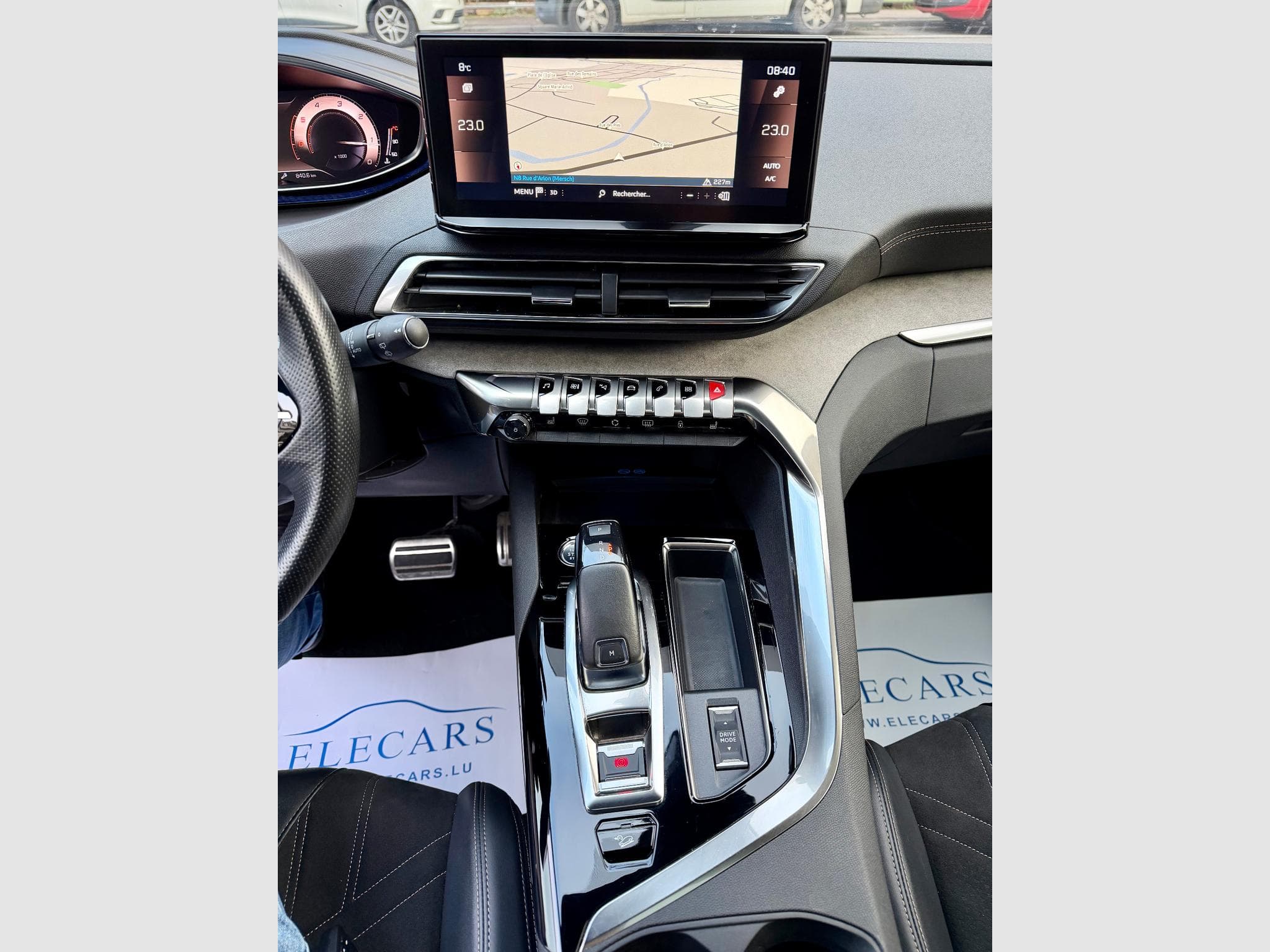Peugeot 5008 2.0 BlueHDi 177 EAT8 Pack GT 7 pl Pano/Keyless/Cam (2021) - Photo 12