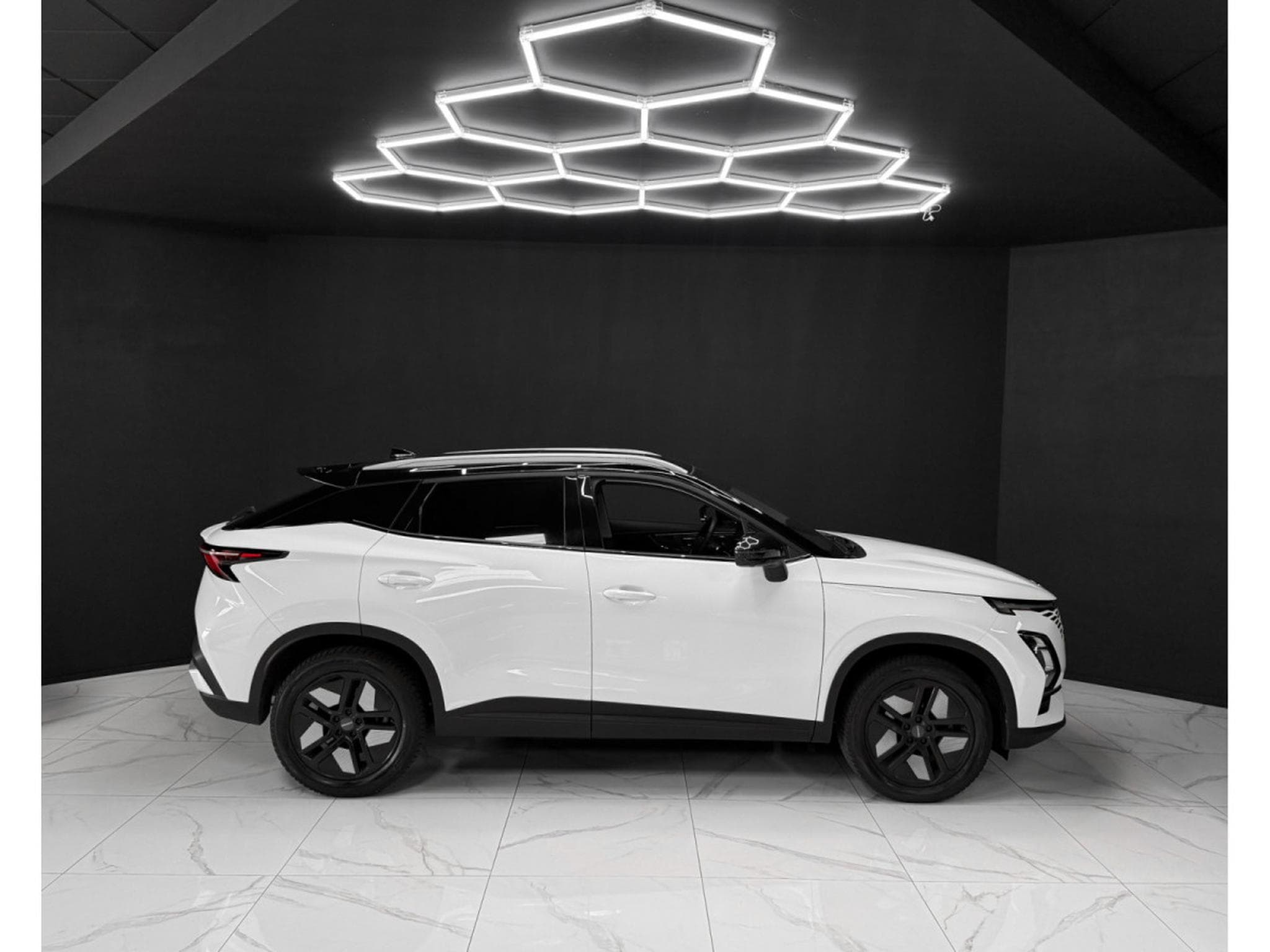 Omoda 5 ICE PREMIUM - WARRANTY 2032 (2025) - Photo 6