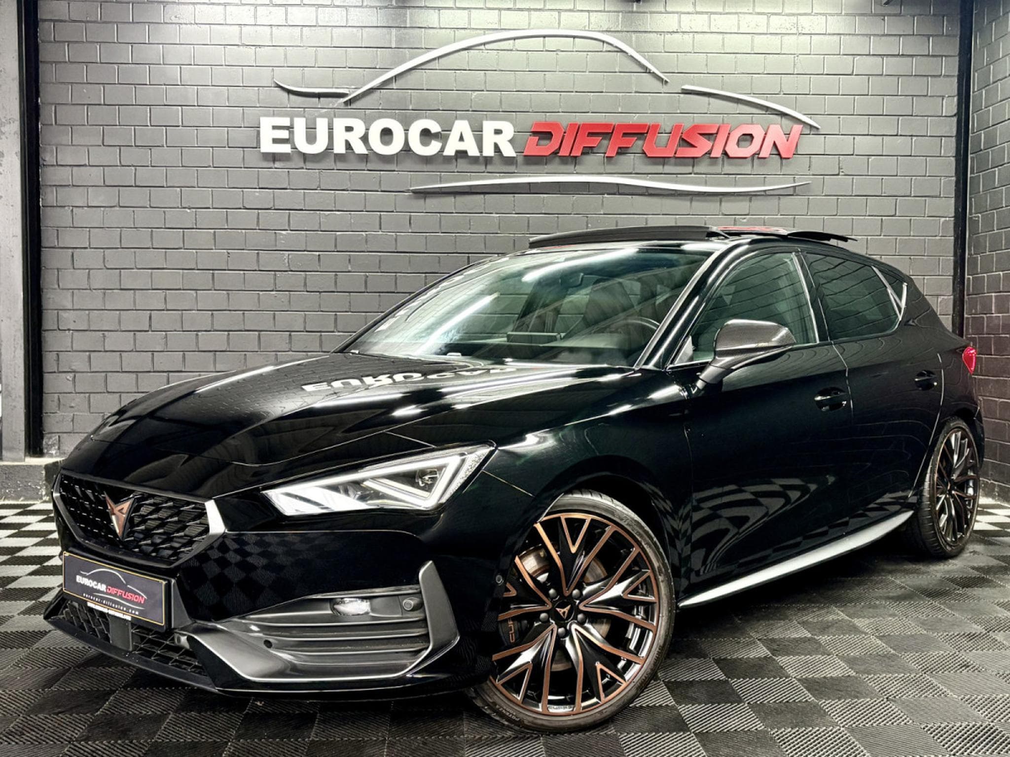 Cupra Leon VZ 2.0 TSI 300CV *PANO*CAM* BEATS* MATRIX* VSS * (2024) - Photo 1