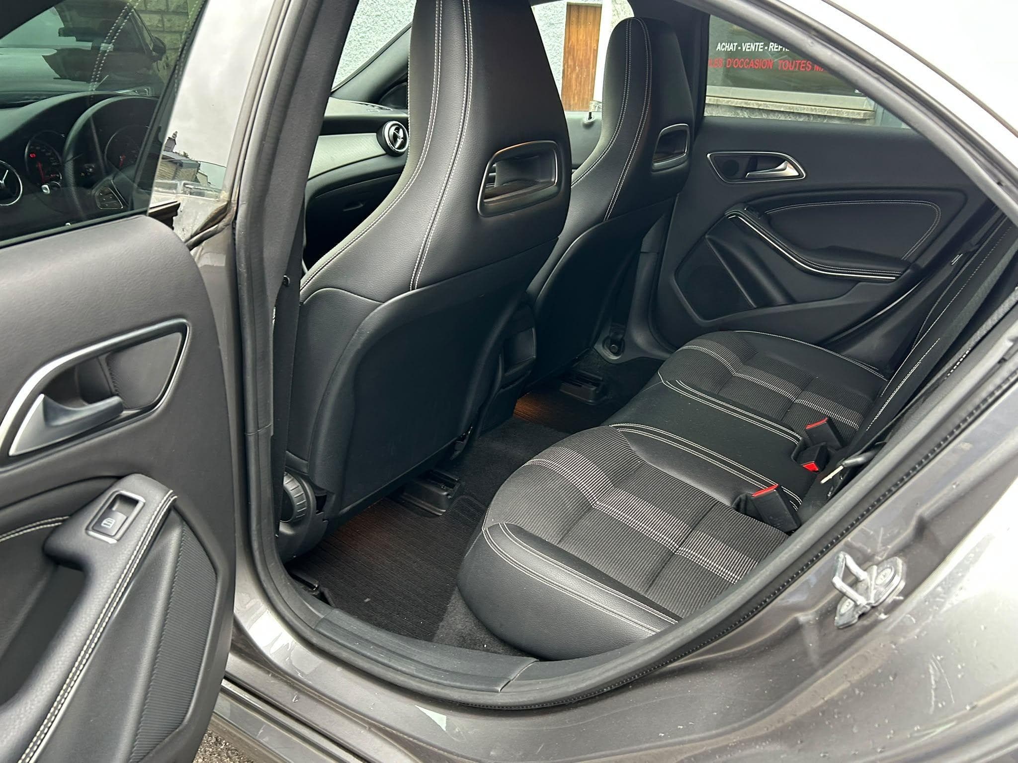 Mercedes CLA 200 CDI 7G-TRONIC PACK SPORT (2019) - Photo 11