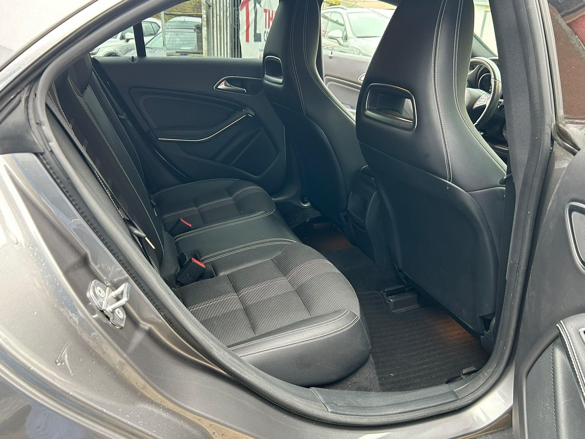 Mercedes CLA 200 CDI 7G-TRONIC PACK SPORT (2019) - Photo 13