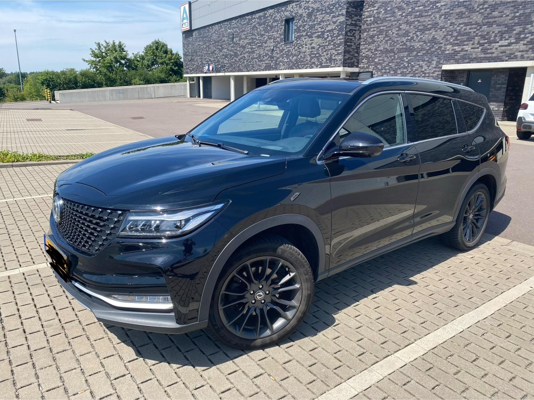 DFSK Fengon 7 2.0 T-GDI PREMIUM AWD AUT (2022) - Photo 1