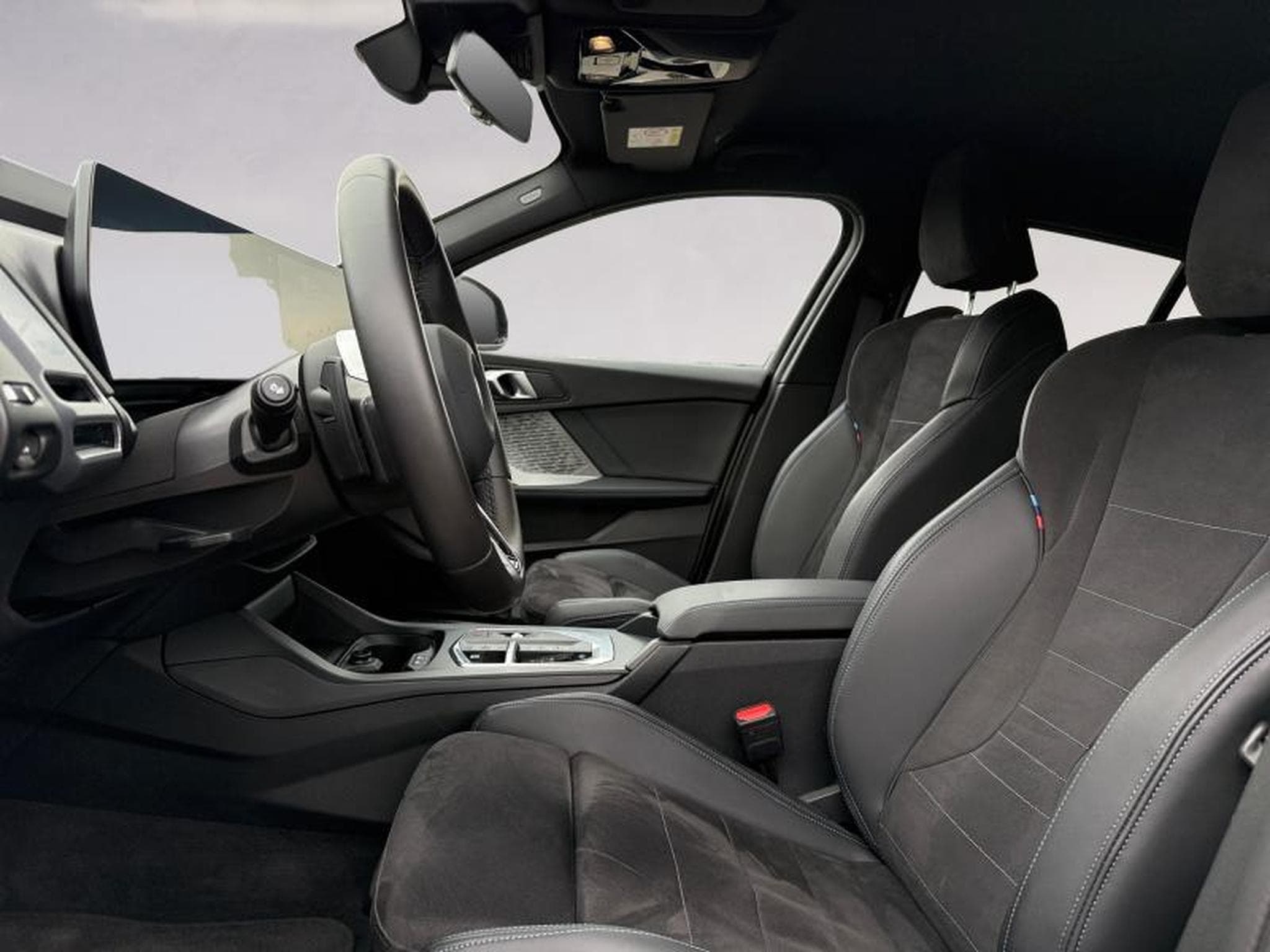 BMW 120 120 Kit M Sport (2025) - Foto 9