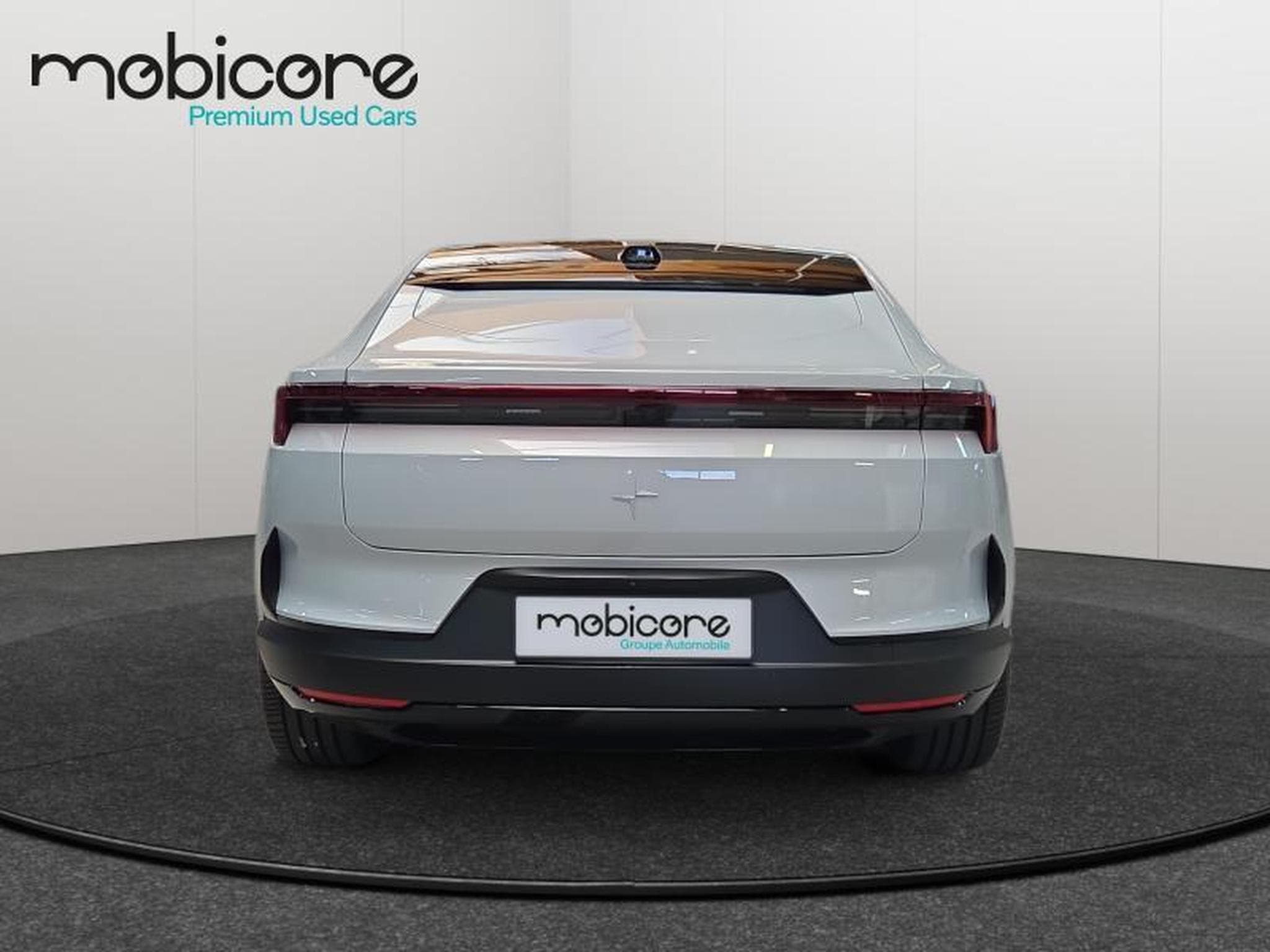 Polestar 4 Long Range Single Motor MY25 (2025) - Photo 6