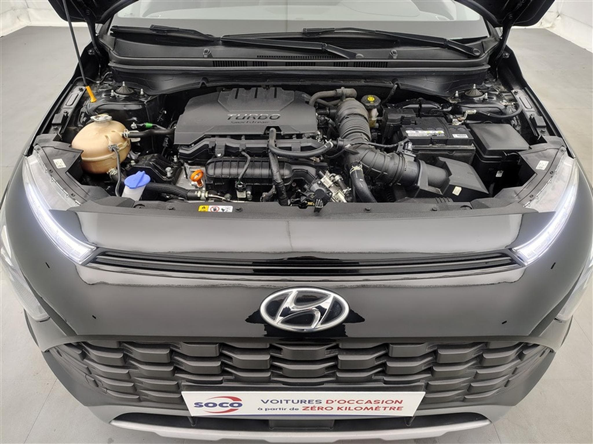 Hyundai Bayon 1.0 T-GDi MHEV DCT-7 100Cv Intuitive CARPLAY / CLIM (2024) - Foto 18