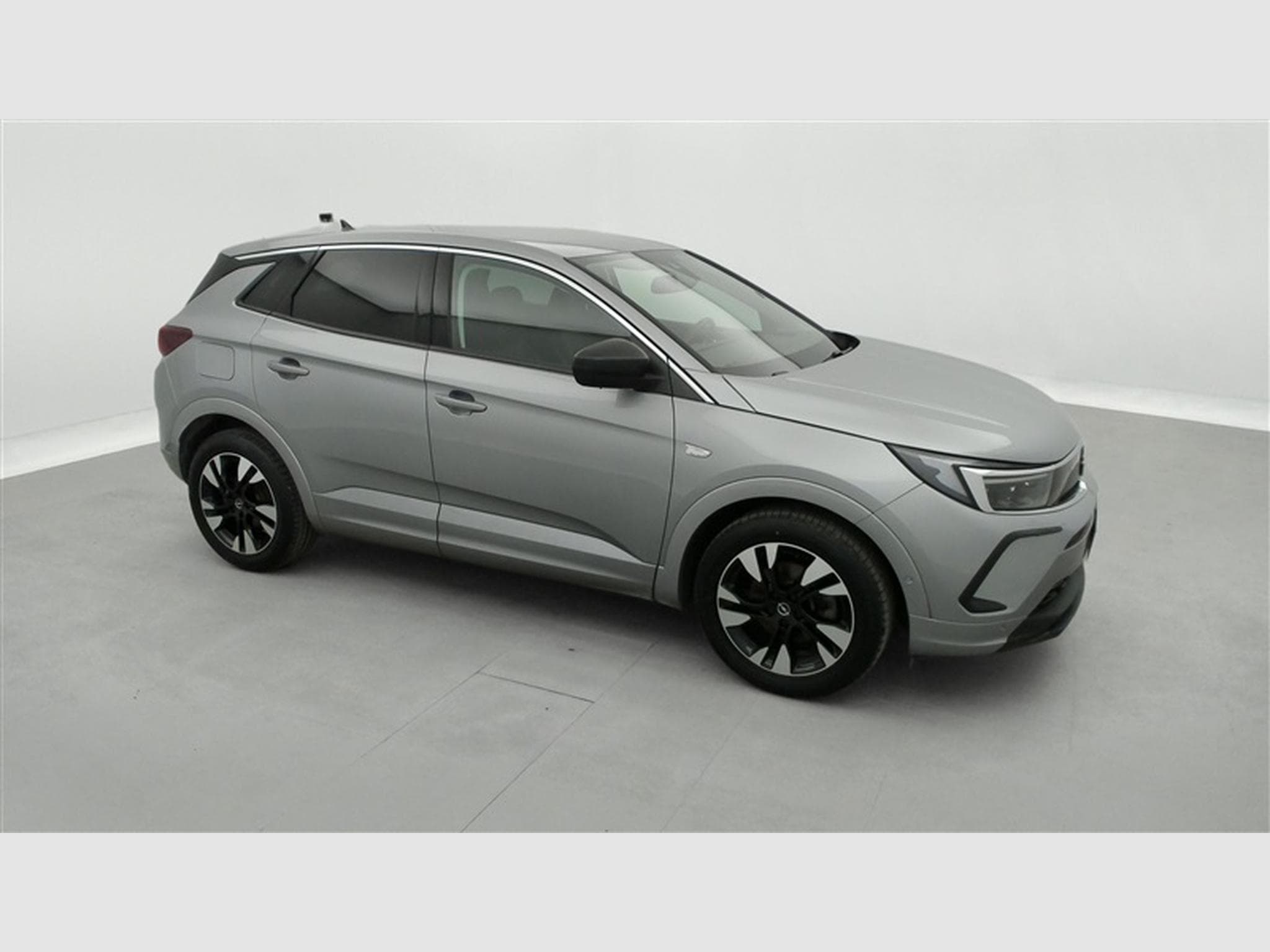 Opel Grandland 1.2 Turbo ECOTEC Business Elegance S&S (2022) - Foto 23