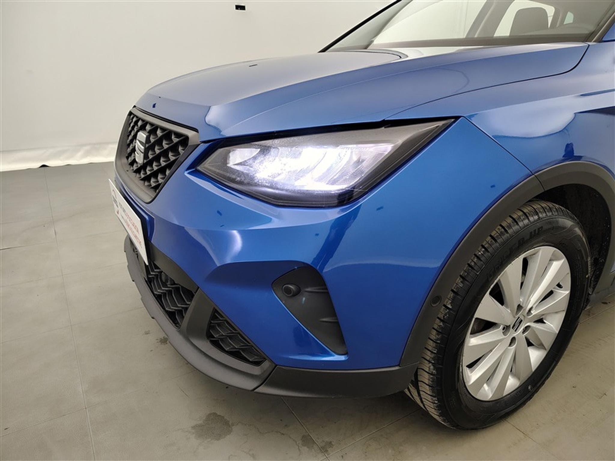 Seat Arona 1.0 TSI Style°NAV°CARPLAY°CAM°FULL LED°PDC AV-AR°JA16 (2022) - Foto 15