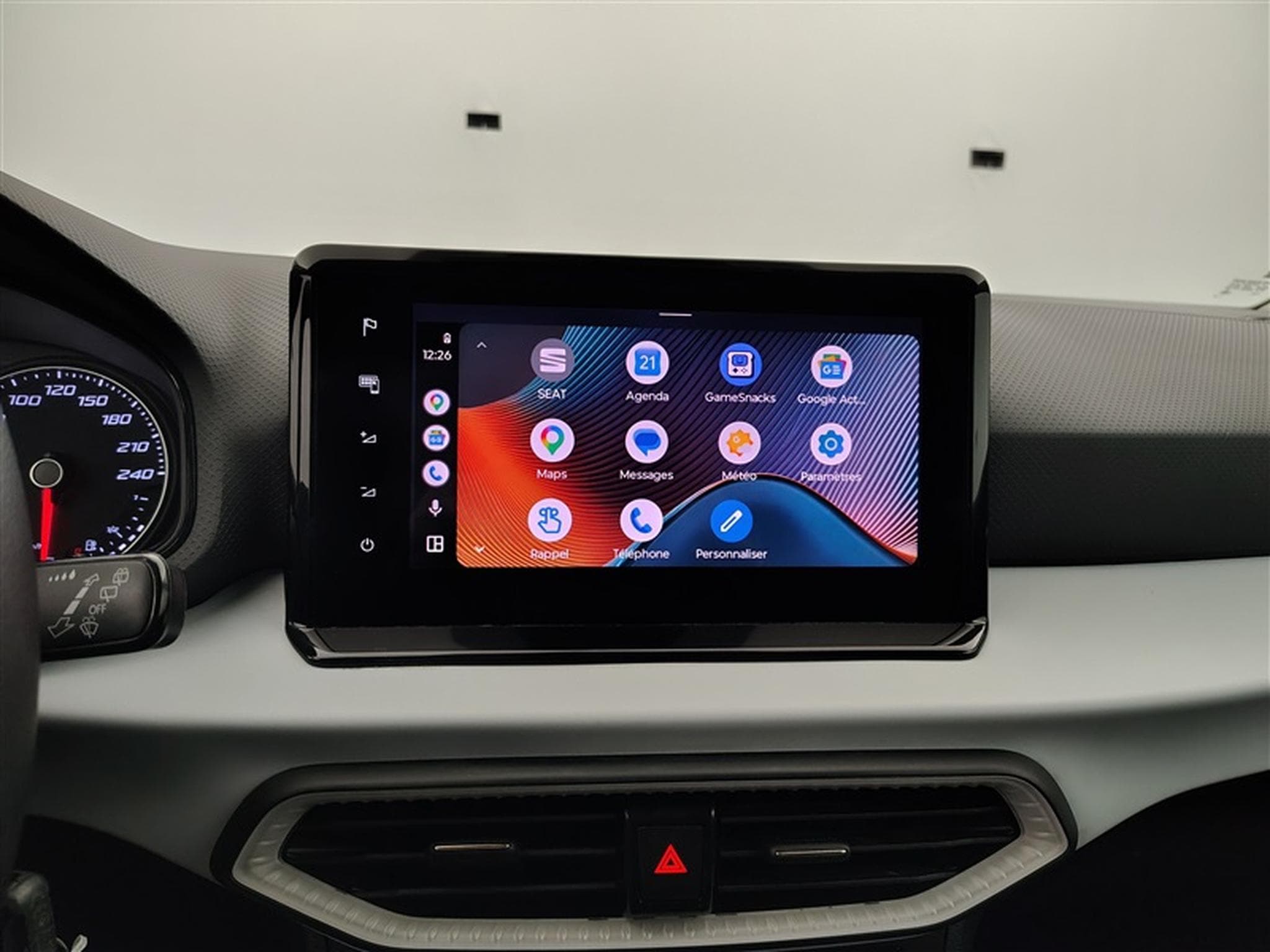 Seat Arona 1.0 TSI Style°NAV°CARPLAY°CAM°FULL LED°PDC AV-AR°JA16 (2022) - Foto 19