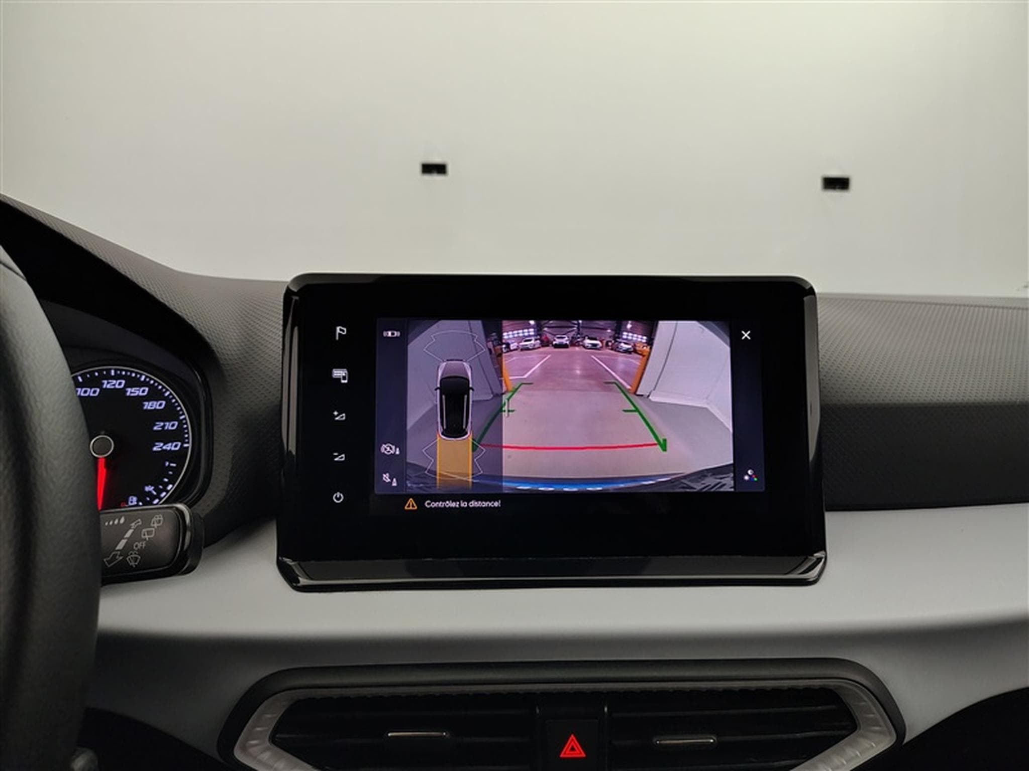 Seat Arona 1.0 TSI Style°NAV°CARPLAY°CAM°FULL LED°PDC AV-AR°JA16 (2022) - Foto 17