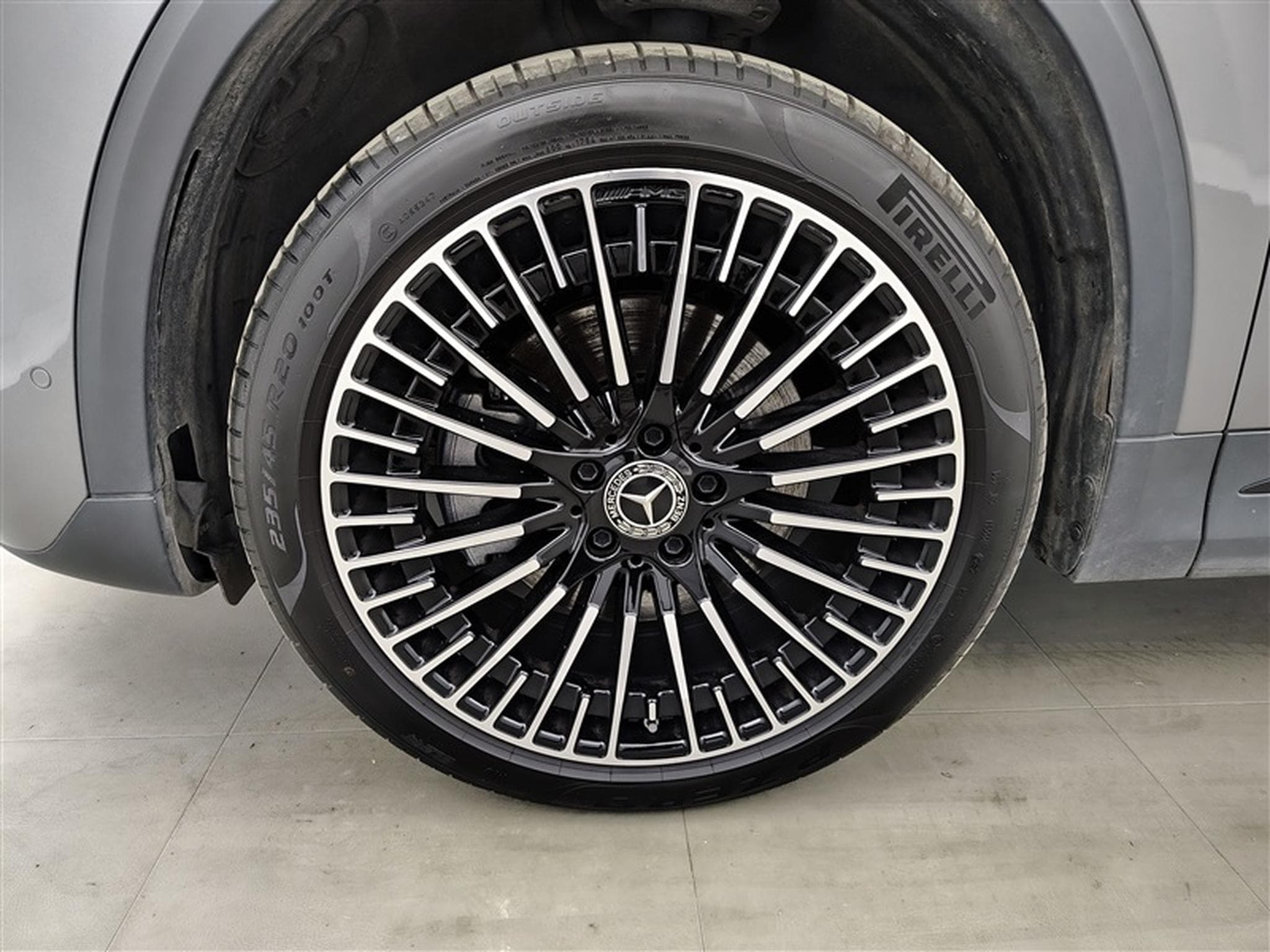 Mercedes EQA EQA 66.5 kWh 250 AMG NAVI / FULL LED / PANO / CAMERA 360° (2022) - Photo 6